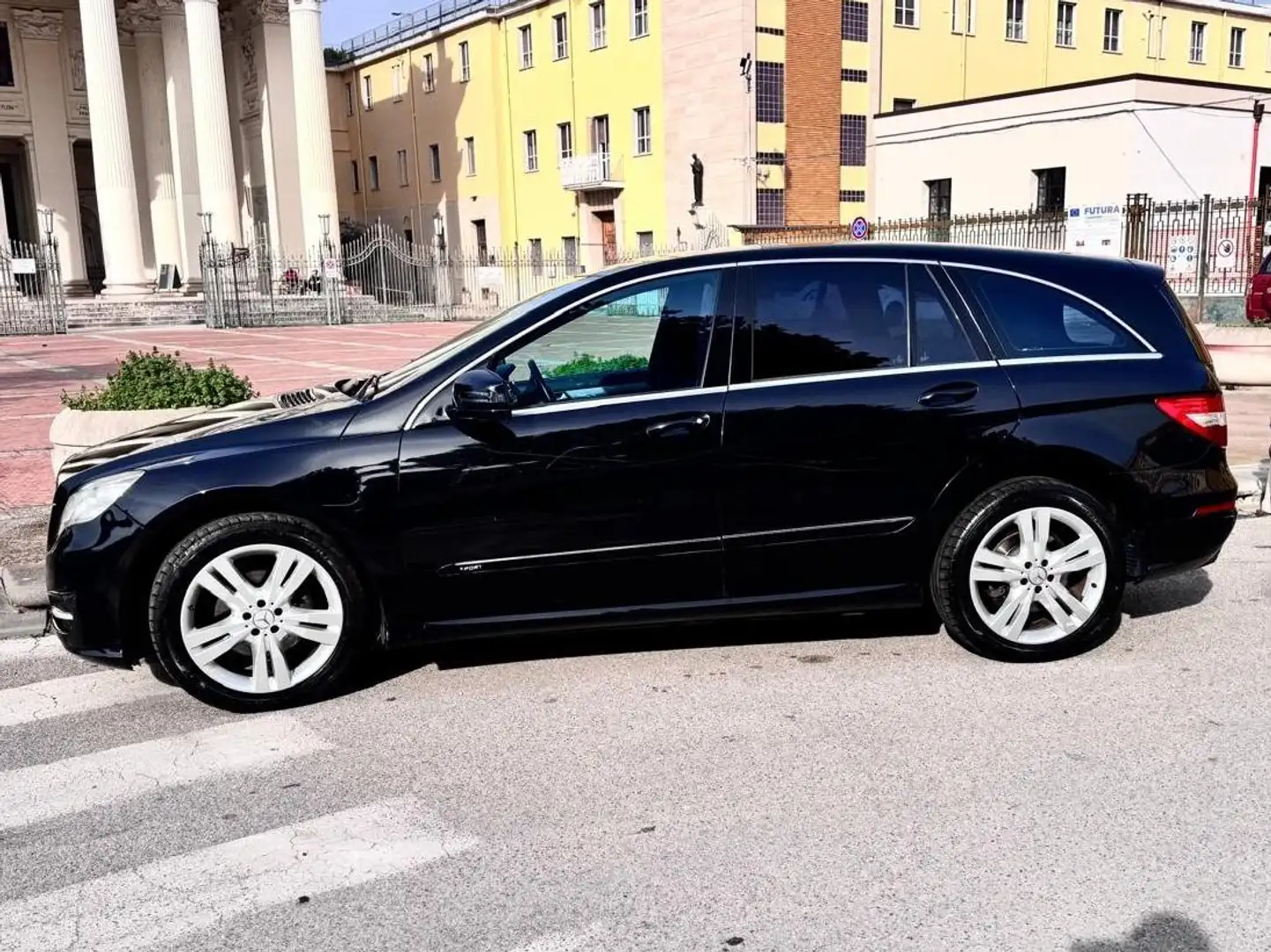 Mercedes-Benz R 350 Negro - 1