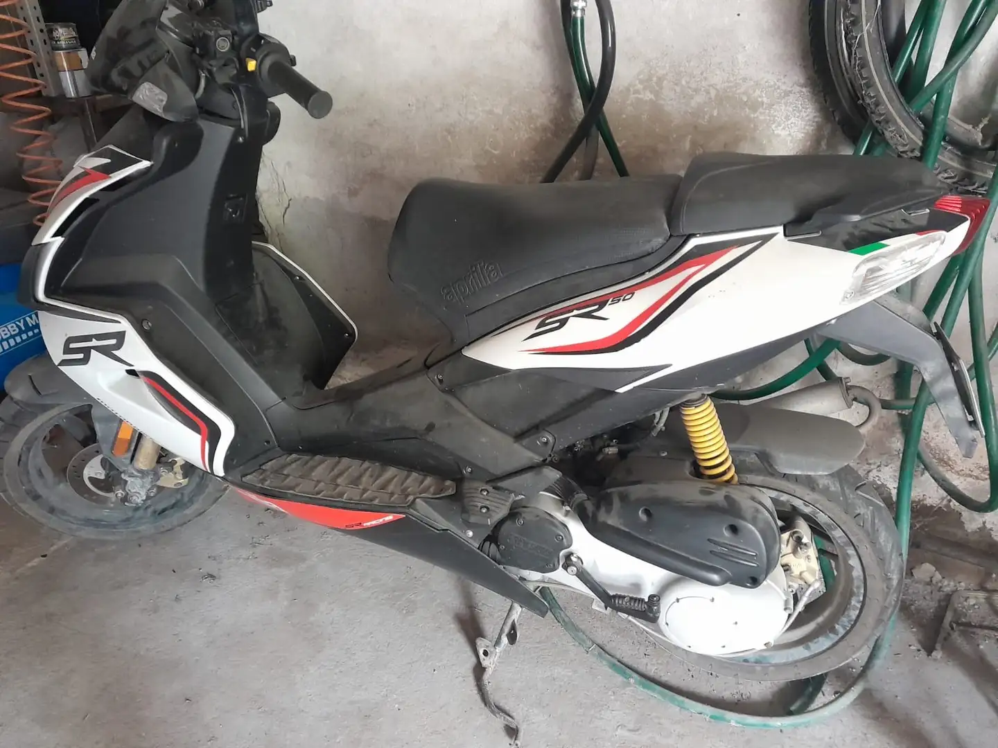 Aprilia SR 50 Fehér - 2