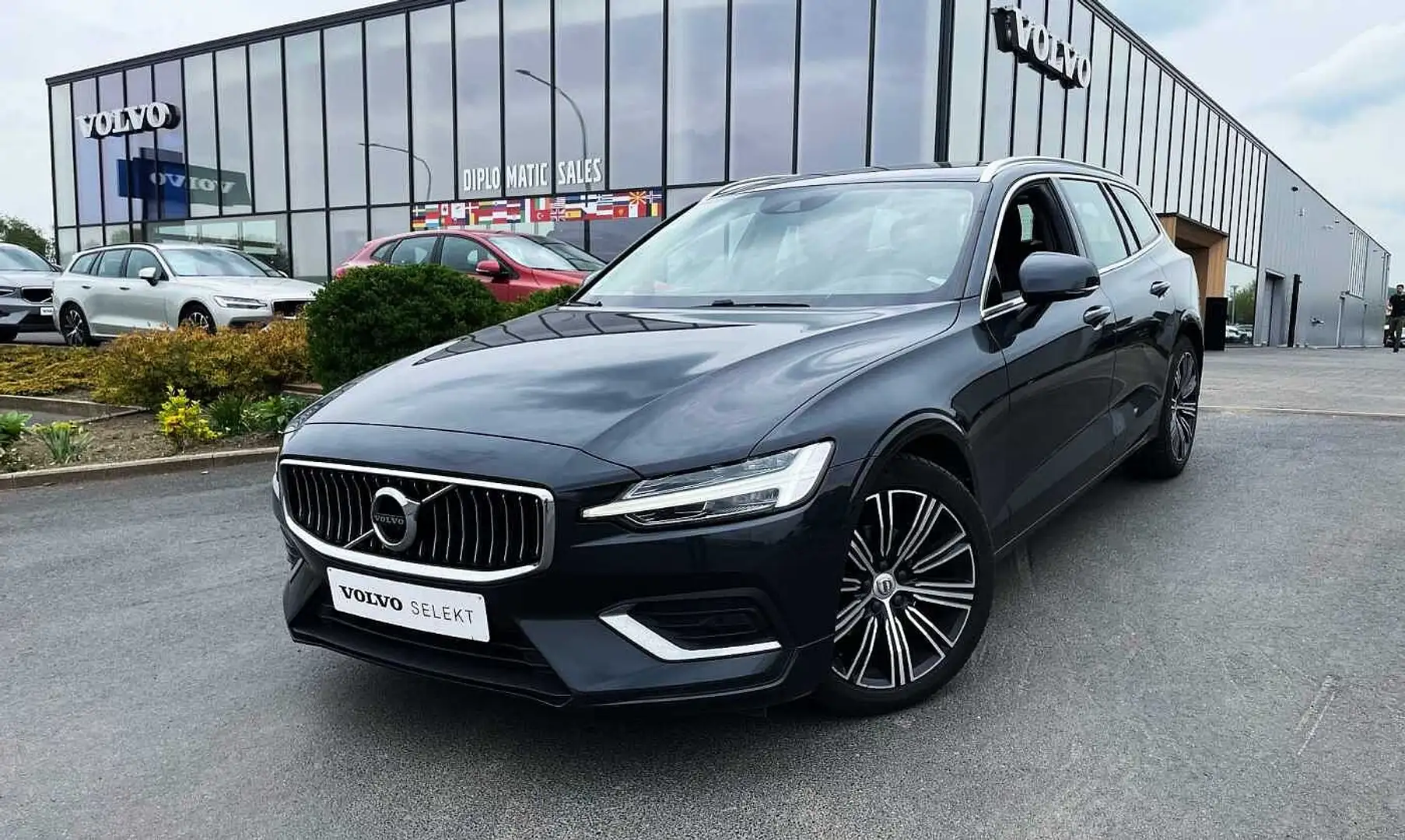 Volvo V60 Inscription D3 Automatique Grijs - 1