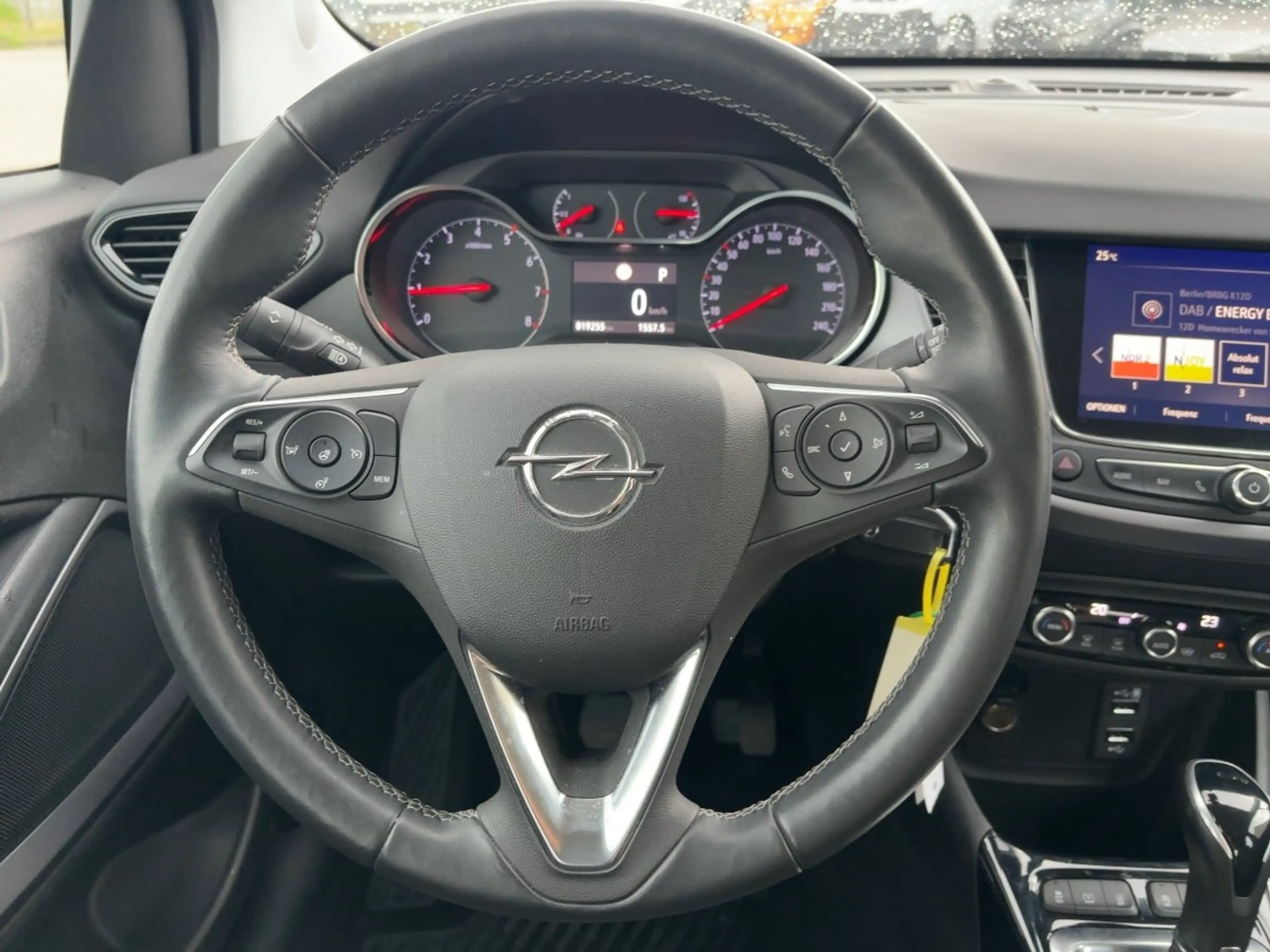 Opel Crossland *Sitzheiz*+*Allwett.reifen*Temp*PDC* — photo 12