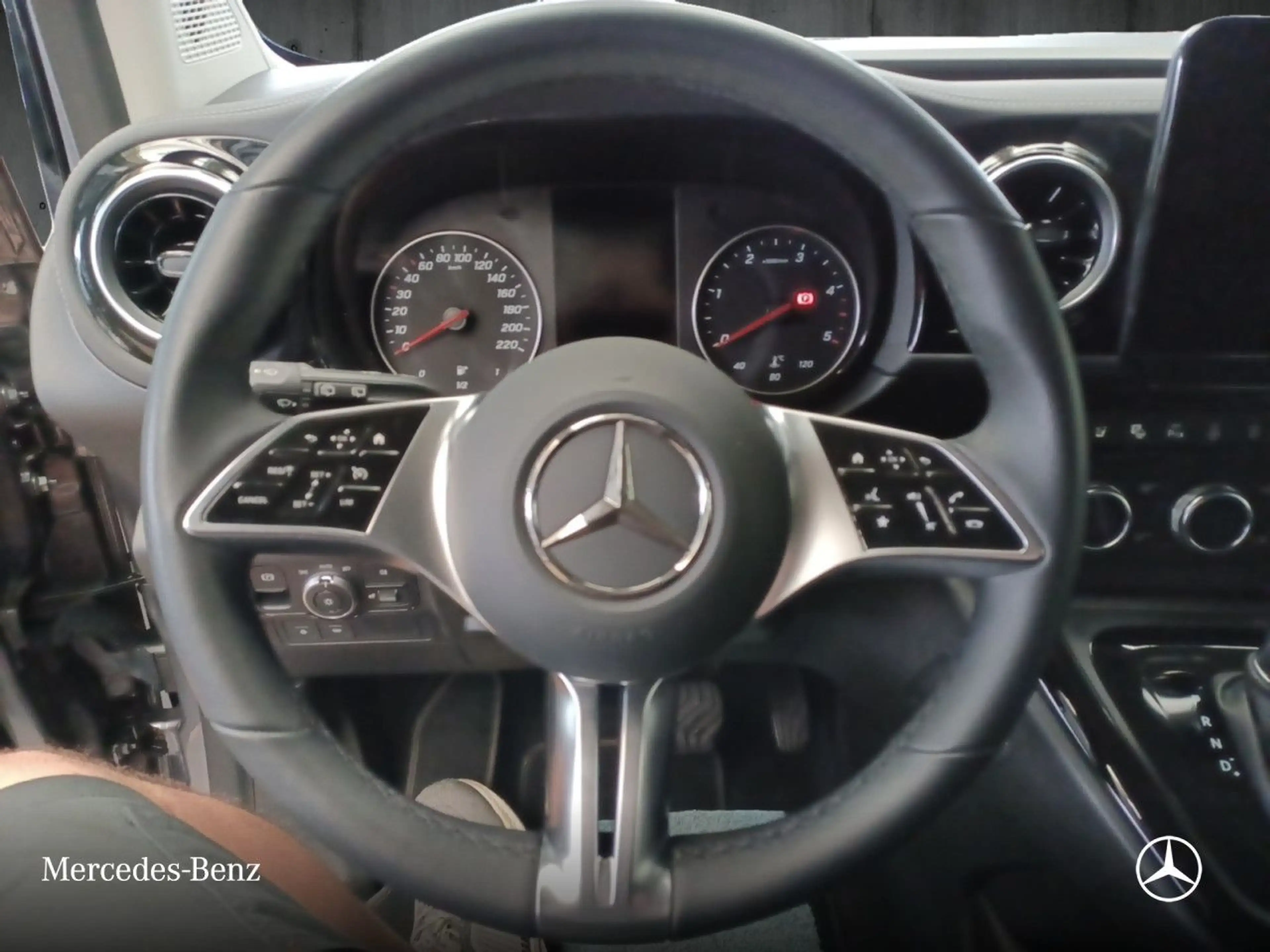 Mercedes-Benz T-Class T 180 d EDITION+PROGRESSIVE+Klimaautom+AHK+Navi — photo 13