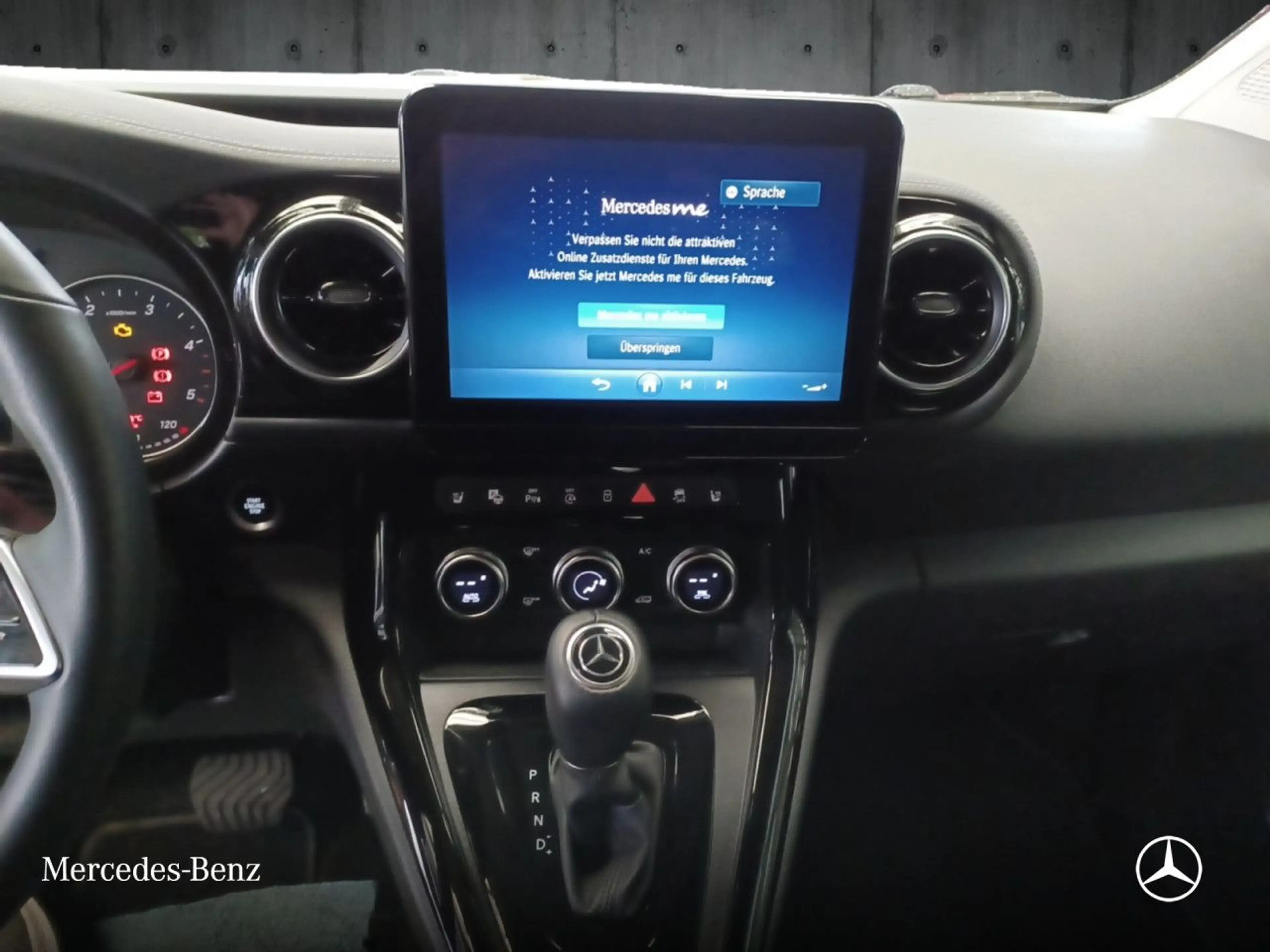 Mercedes-Benz T-Class T 180 d EDITION+PROGRESSIVE+Klimaautom+AHK+Navi — photo 14