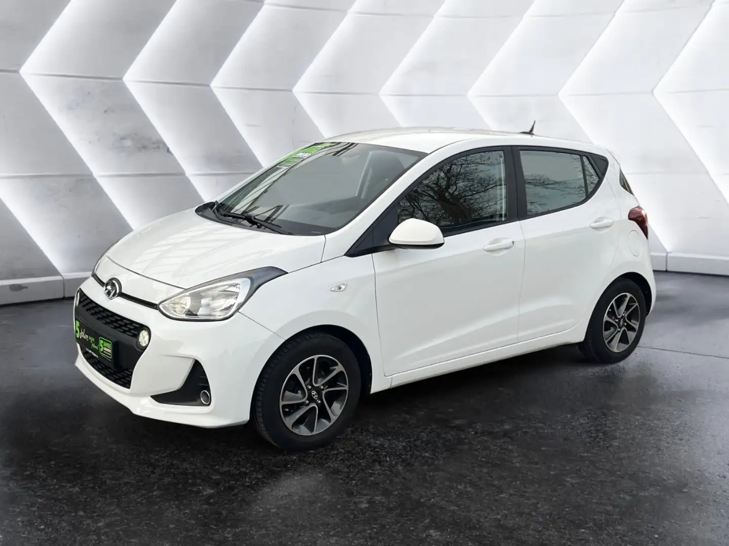 Hyundai i10 1.0 Silver YES! SHZ Weiß - 2