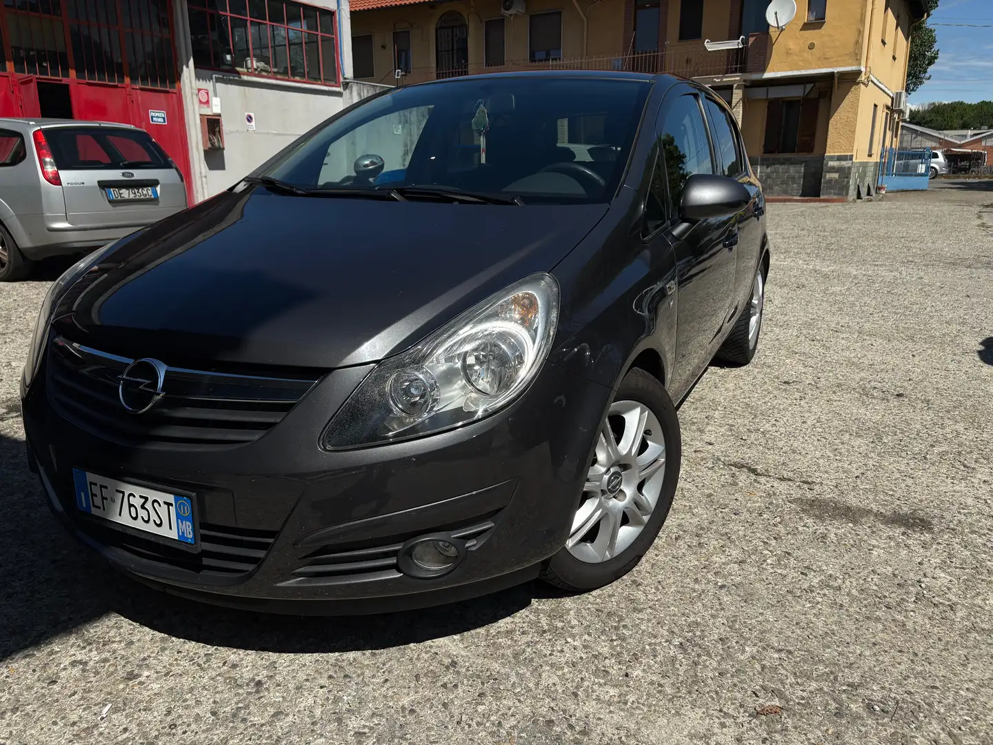 Opel Corsa Corsa 5p 1.2 Edition 85cv Grigio - 1