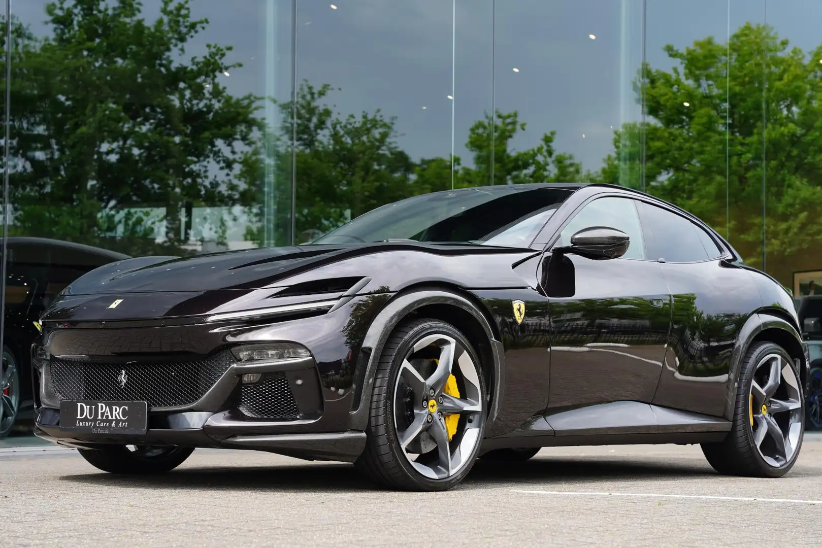 Ferrari Purosangue 6.5 V12 EXPORT Full Carbon Pack Lifting Zwart - 2