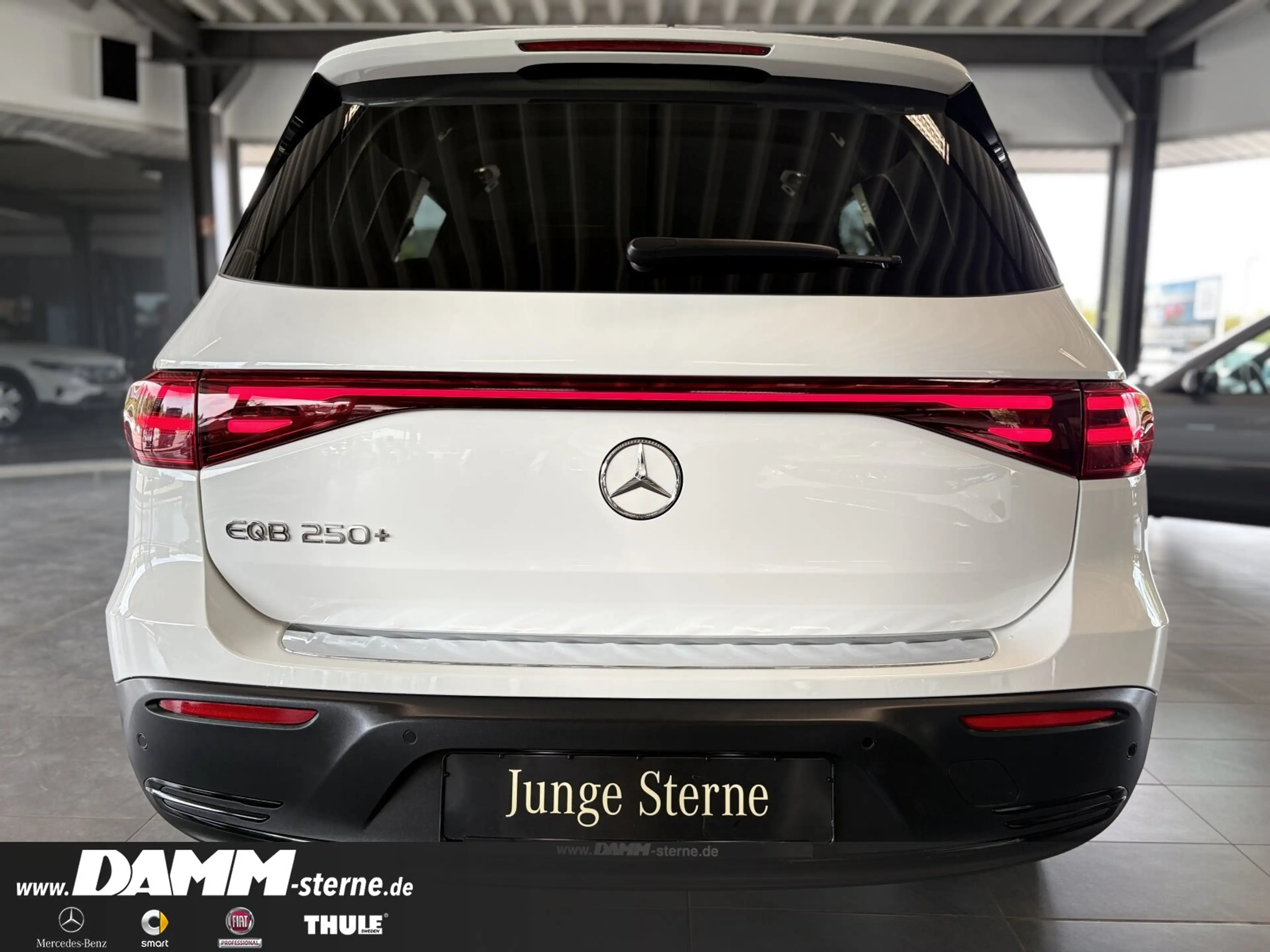 Mercedes-Benz EQB 250 EQB 250+ Electric Art/AHK/Keyless/60 M GA + Flex — photo 5