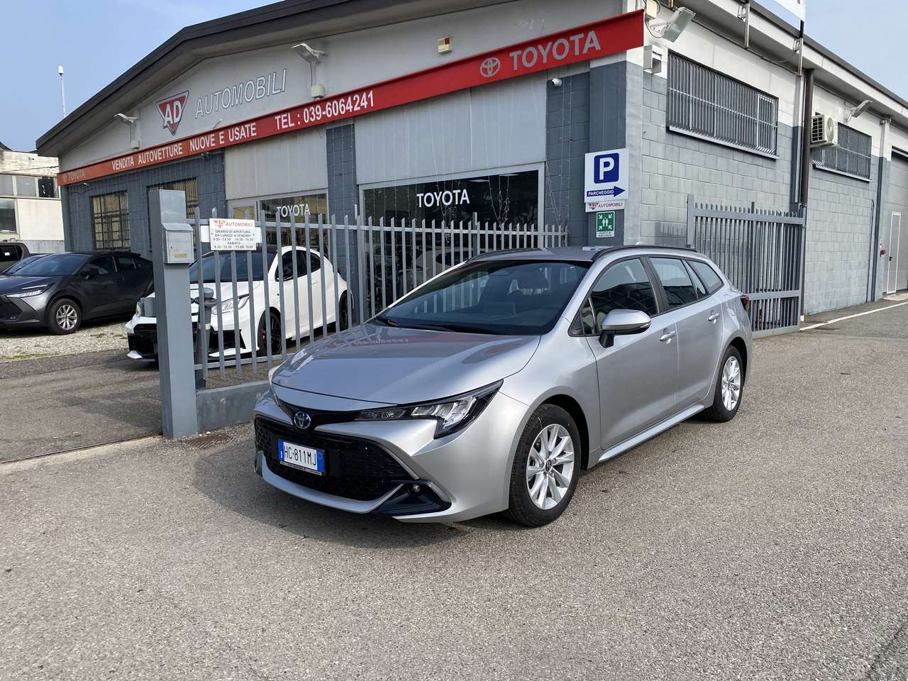Toyota Corolla Corolla 1.8h Active auto