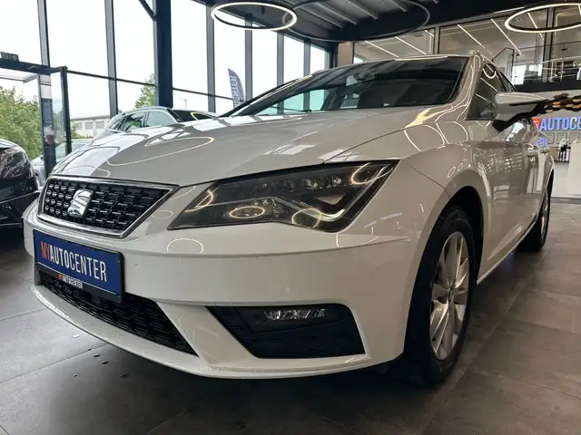 Seat Leon Leon view 4