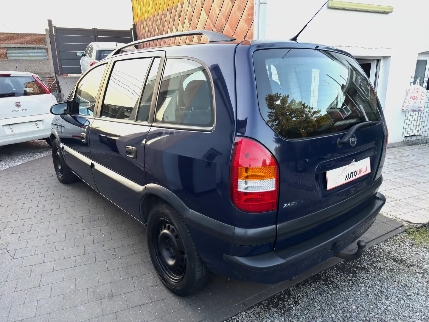 Opel Zafira 2.0 // 7 PLACES // 1er PROPRITAIRE // Blau - 2