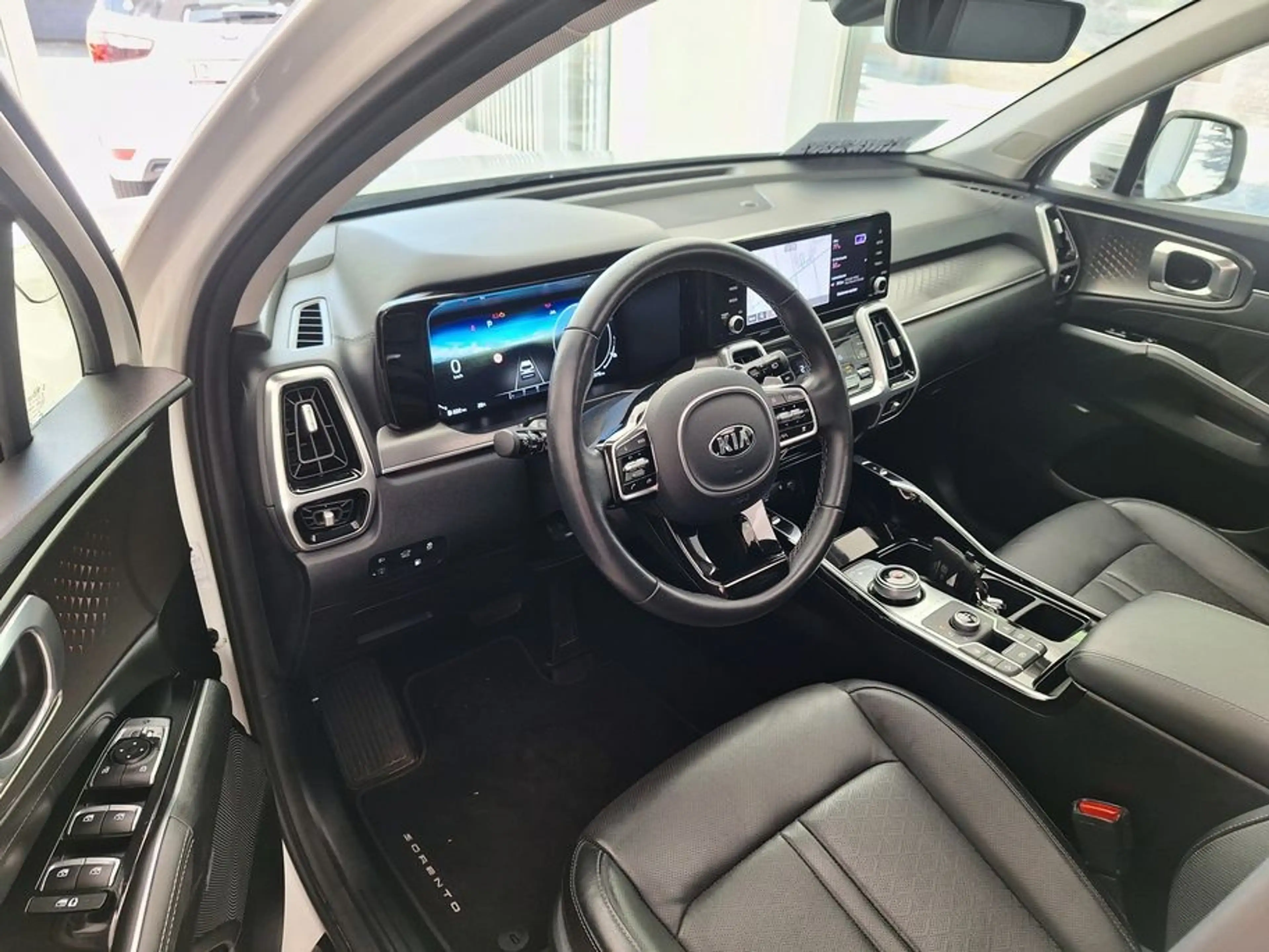 Kia Sorento Plug-In Hybrid AWD 1.Hd Schiebedach 8x Räder Werksgarantie 360* LED — photo 9