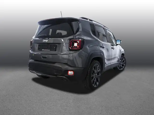 Jeep Renegade view 2
