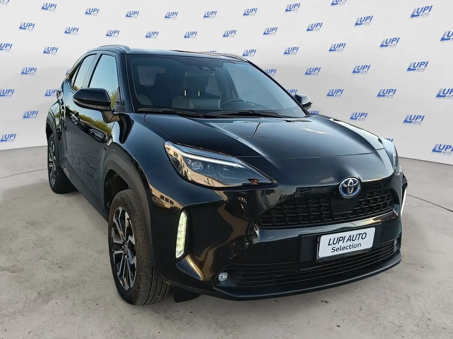 Toyota Yaris Cross 1.5h Trend awd-i 116cv e-cvt Negro - 2