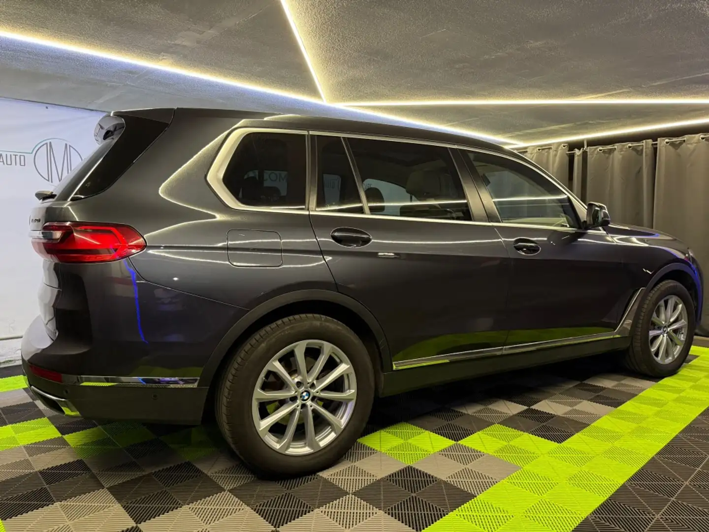 BMW X7 xDrive 40iA Gris - 1