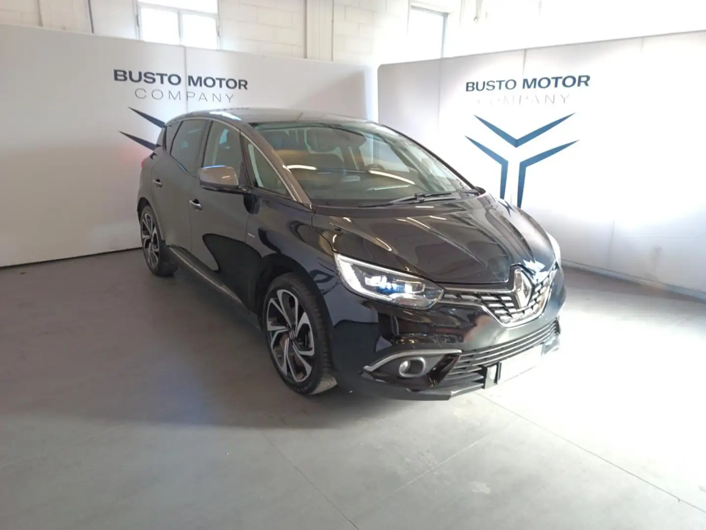 Renault Scenic Scénic TCe 130 CV Energy Intens Schwarz - 1