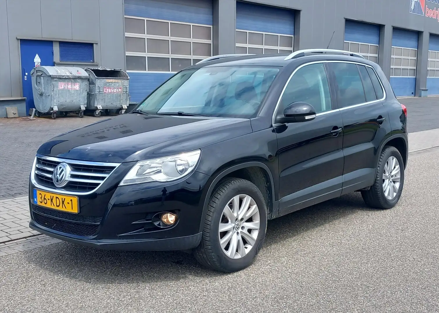 Volkswagen Tiguan 2.0 TFSI 125KW 4MOTION AUT6 Motor schade Zwart - 1