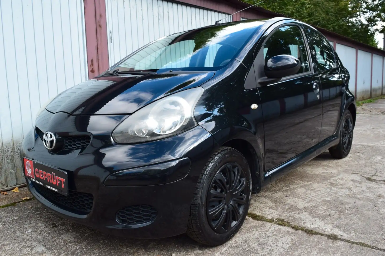 Toyota Aygo AYGO Cool, Klima, El.-Fenster, Tüv-01.2026 Schwarz - 1