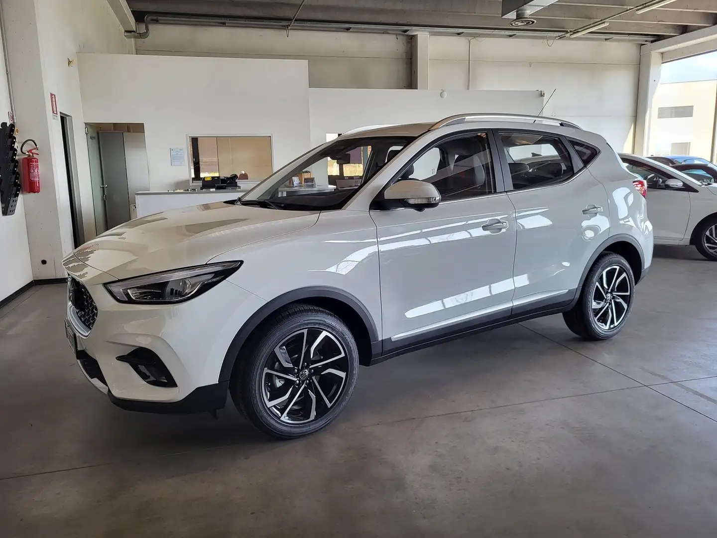 MG ZS 1.5 Classic Luxury Blanco - 1
