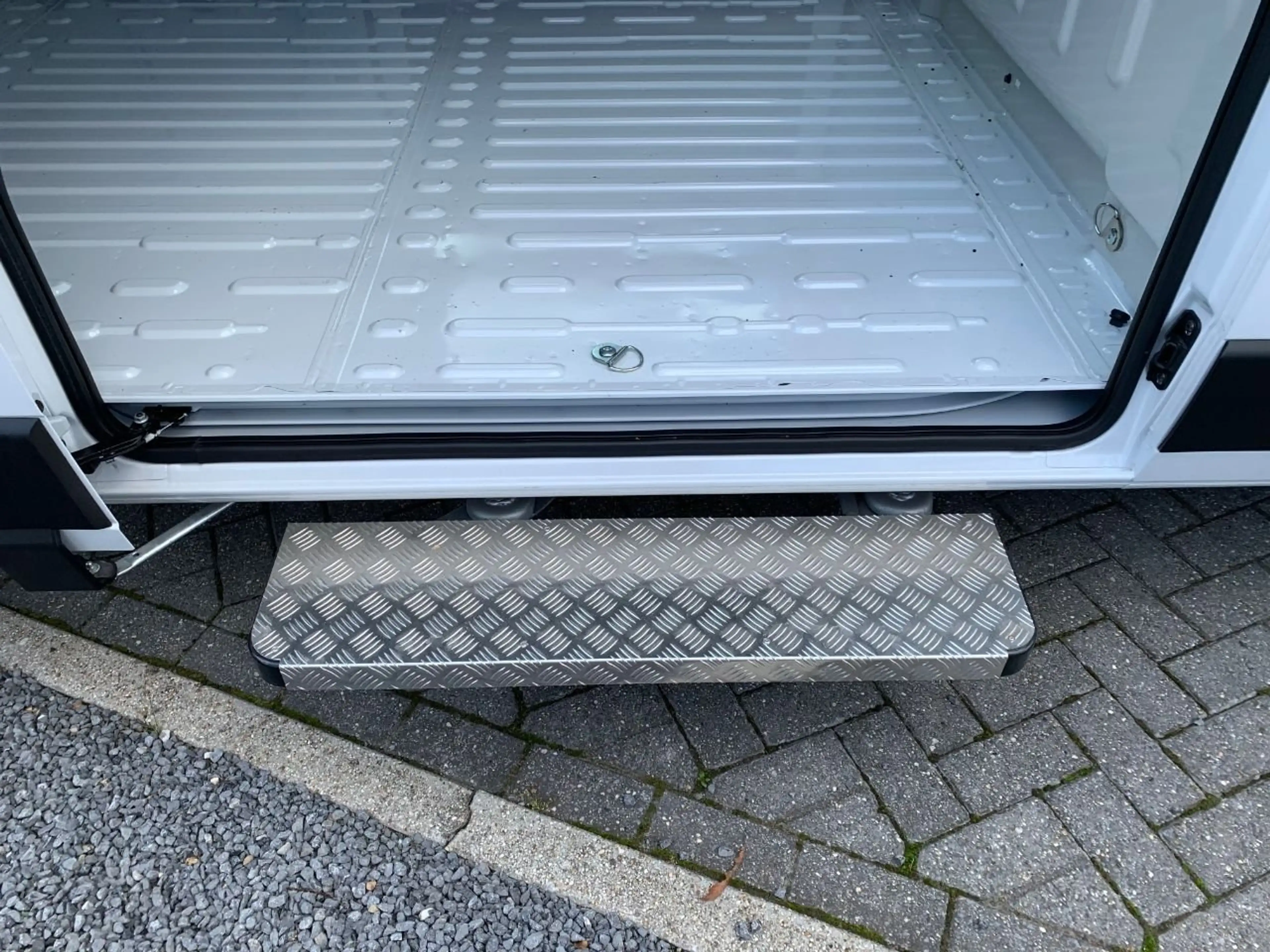 Citroen Jumper 3.5T L3H2 Heavy Diesel 180 — photo 10