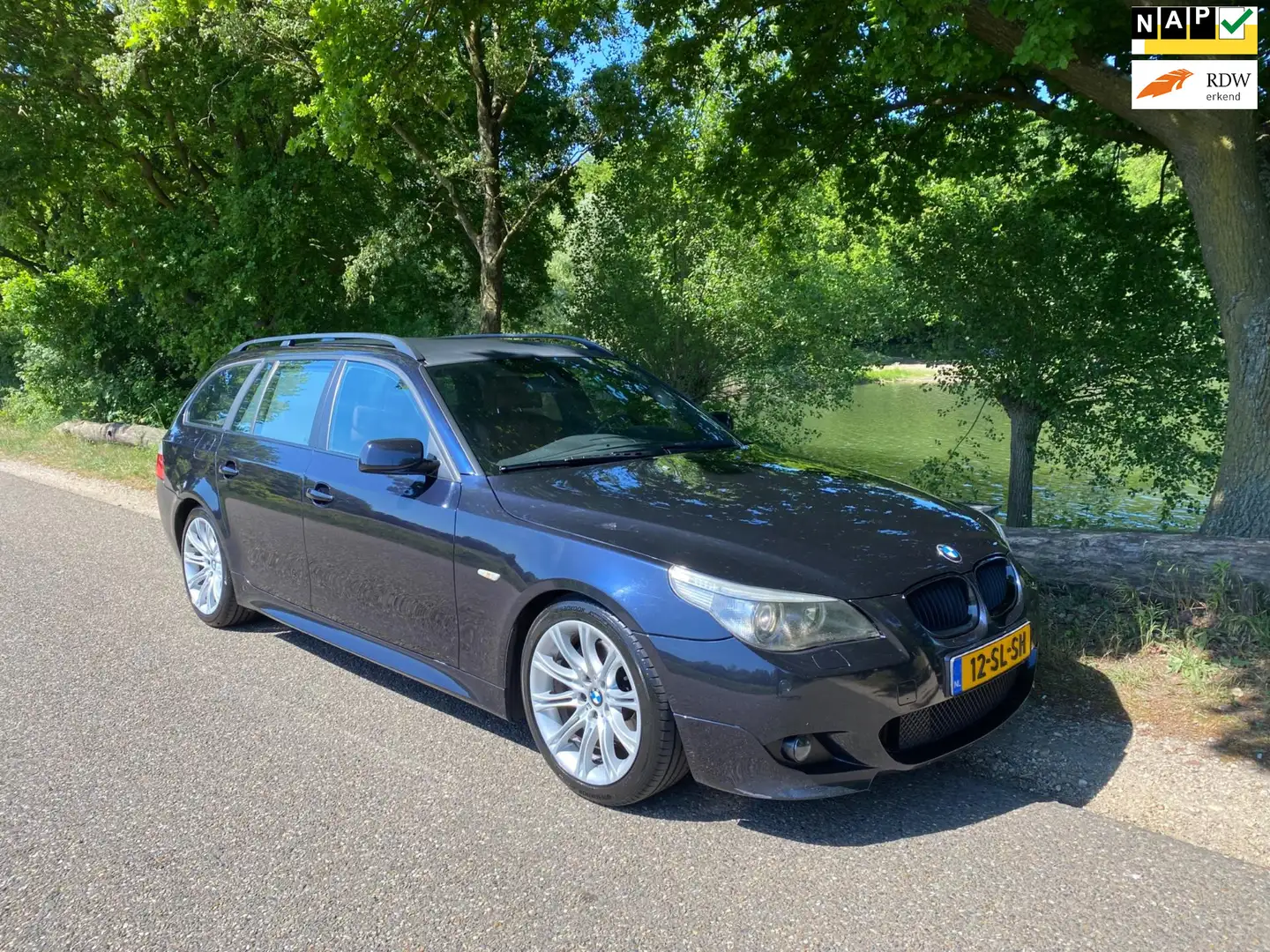 BMW 530 5-serie Touring 530d M PAKKET High Executive Zwart - 1