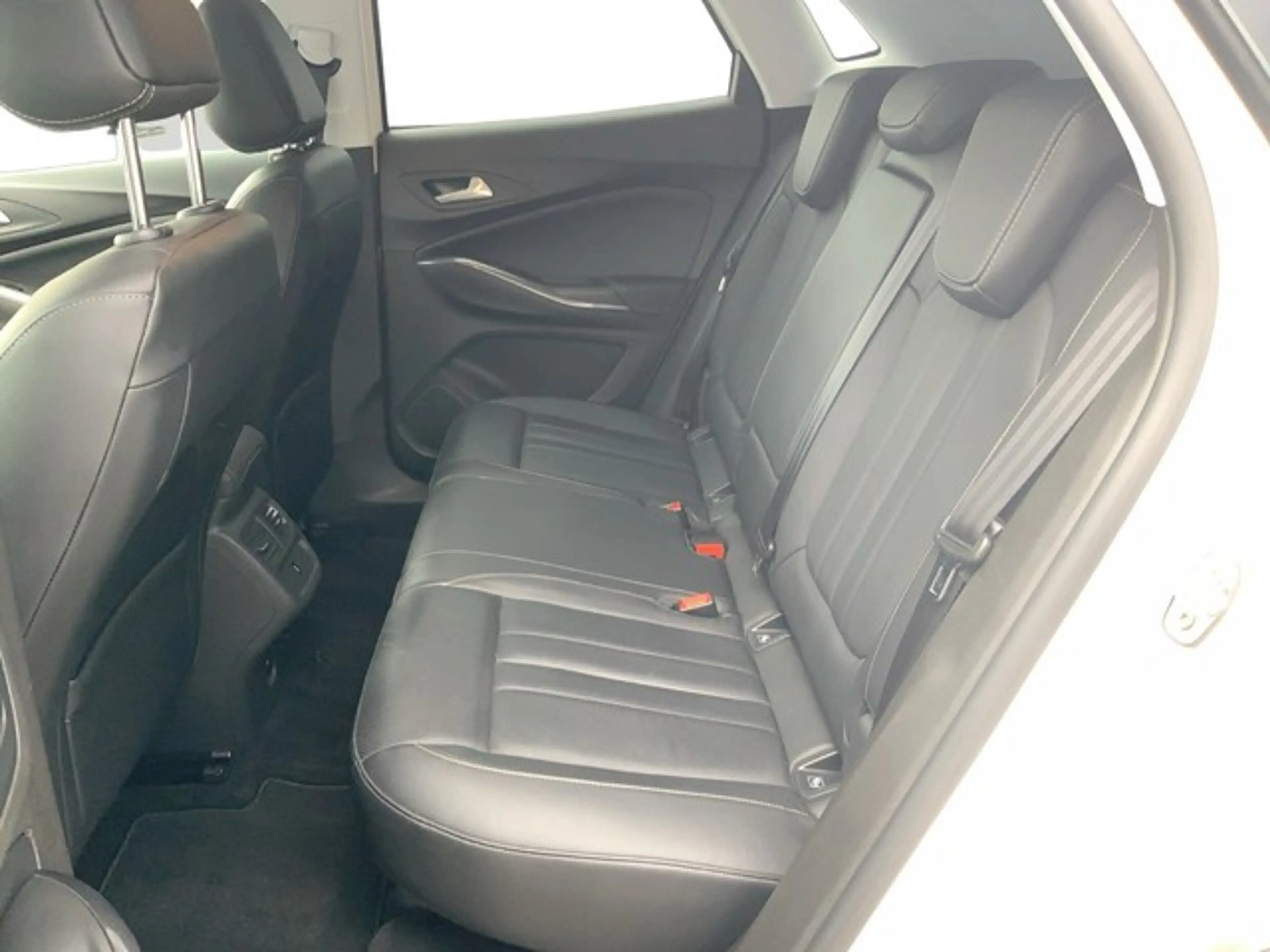 Opel Grandland X 1.6 Turbo Ultimate — photo 11