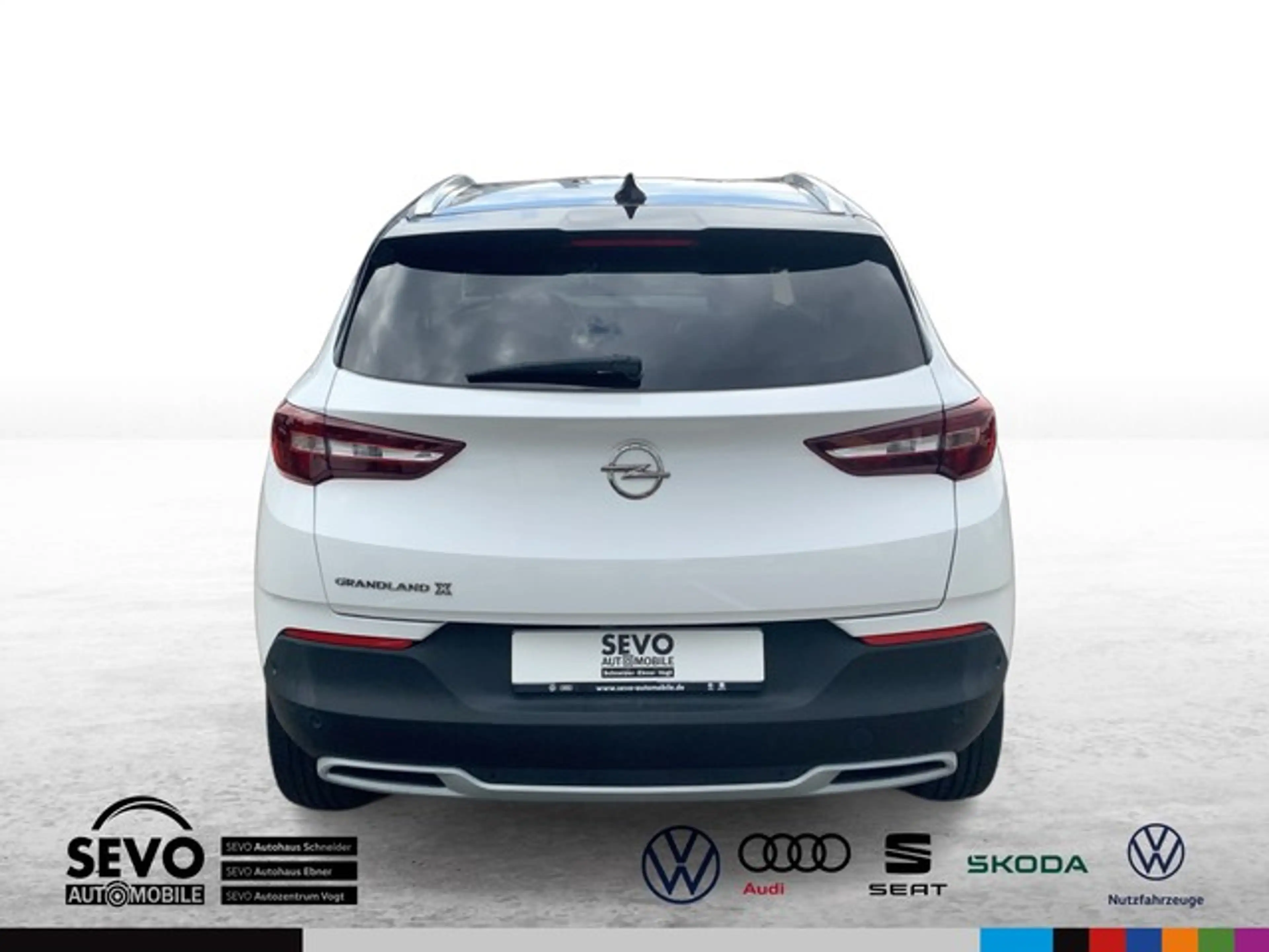 Opel Grandland X 1.6 Turbo Ultimate — photo 4