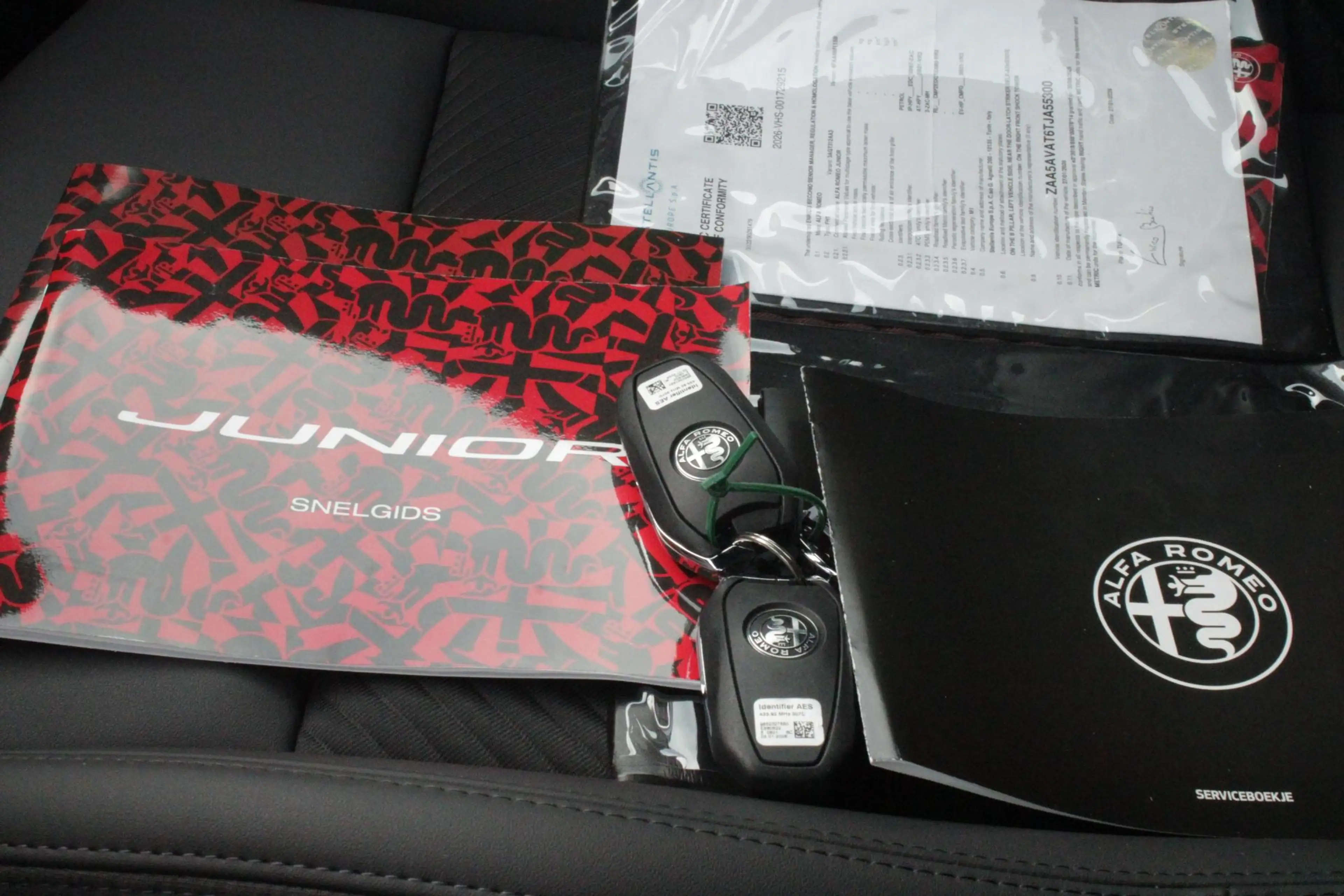Alfa Romeo Junior 1.2 145PK AUTOMAAT Hybrid IBRIDA TI | TECHNO PACK: — photo 47