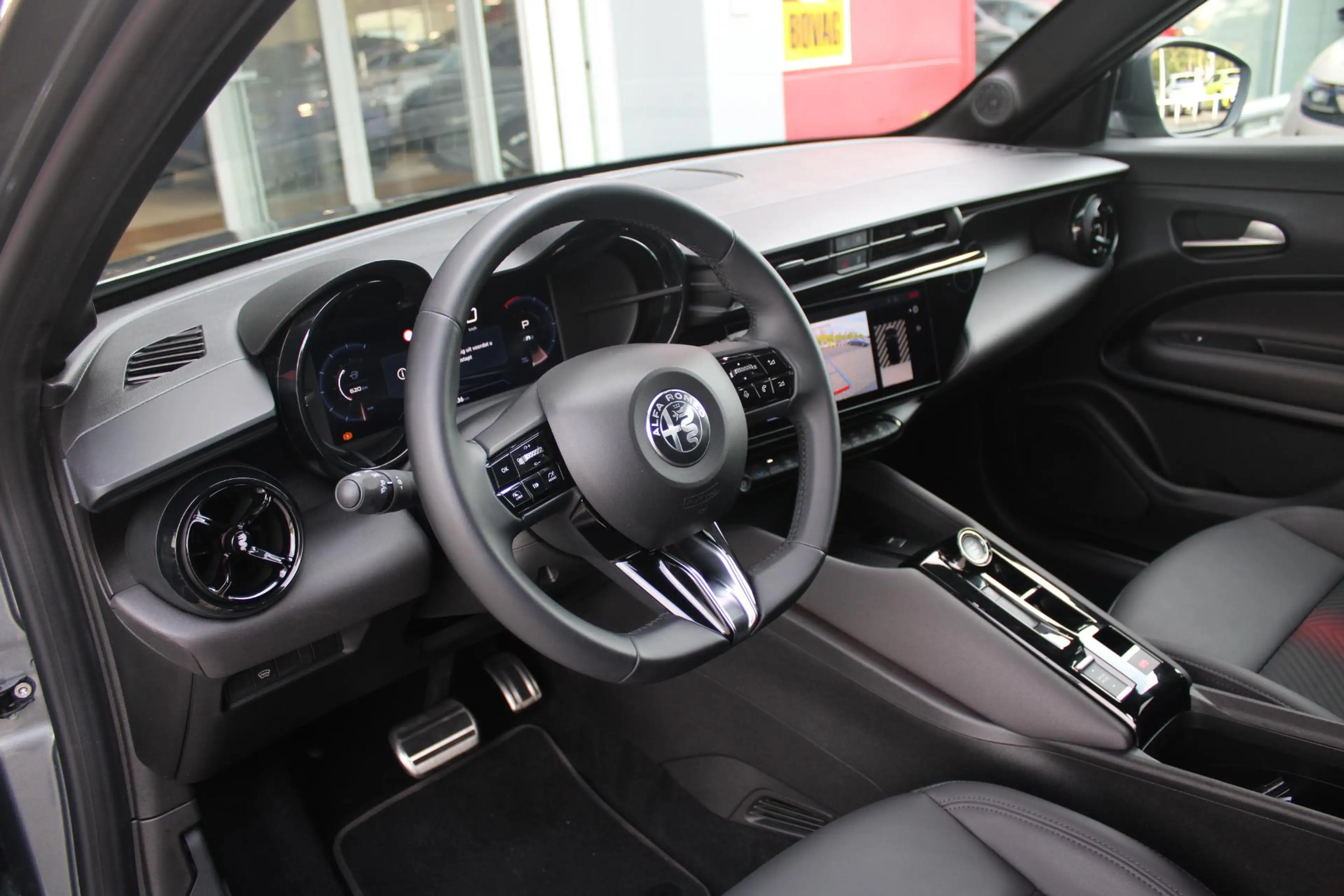 Alfa Romeo Junior 1.2 145PK AUTOMAAT Hybrid IBRIDA TI | TECHNO PACK: — photo 6