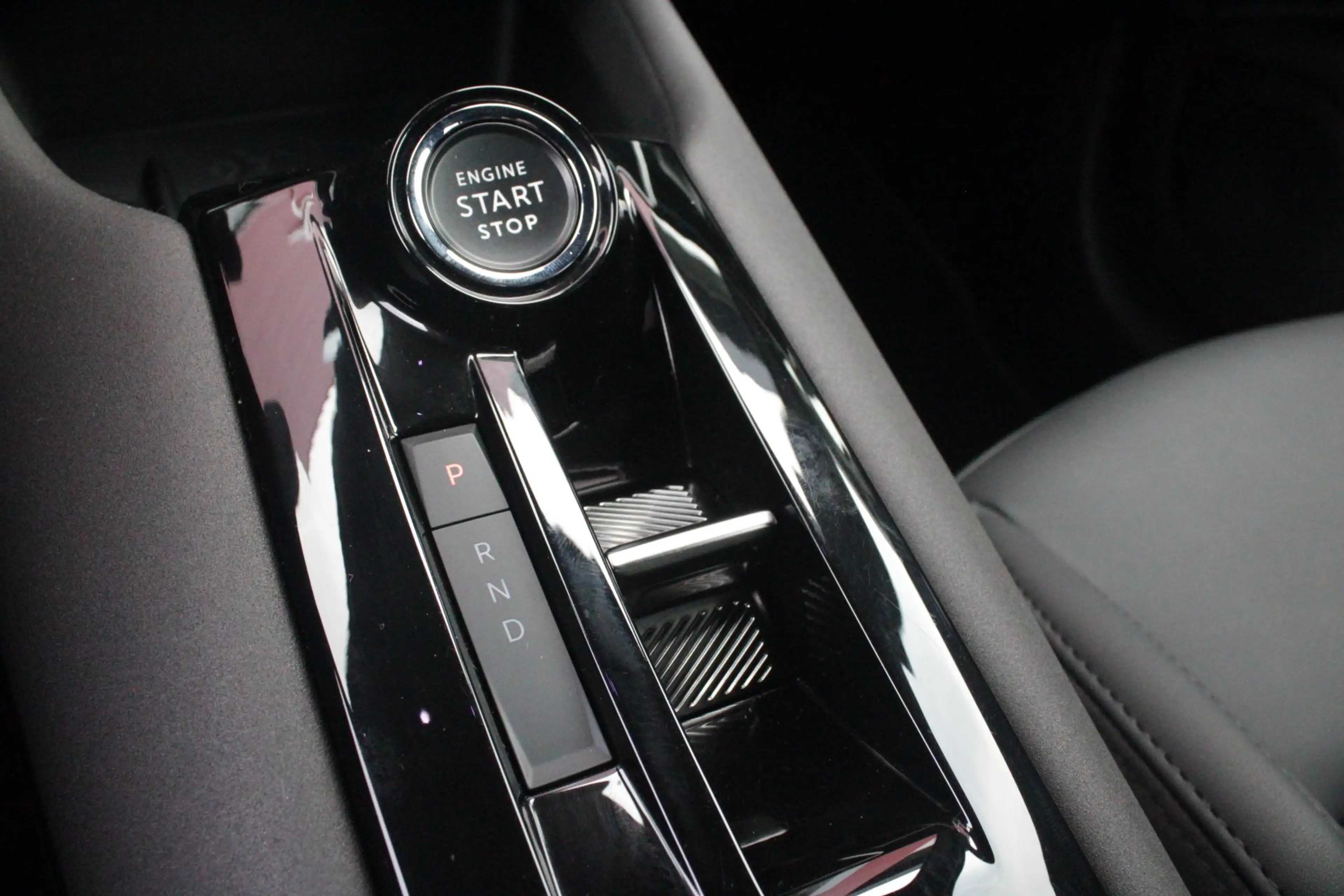 Alfa Romeo Junior 1.2 145PK AUTOMAAT Hybrid IBRIDA TI | TECHNO PACK: — photo 16