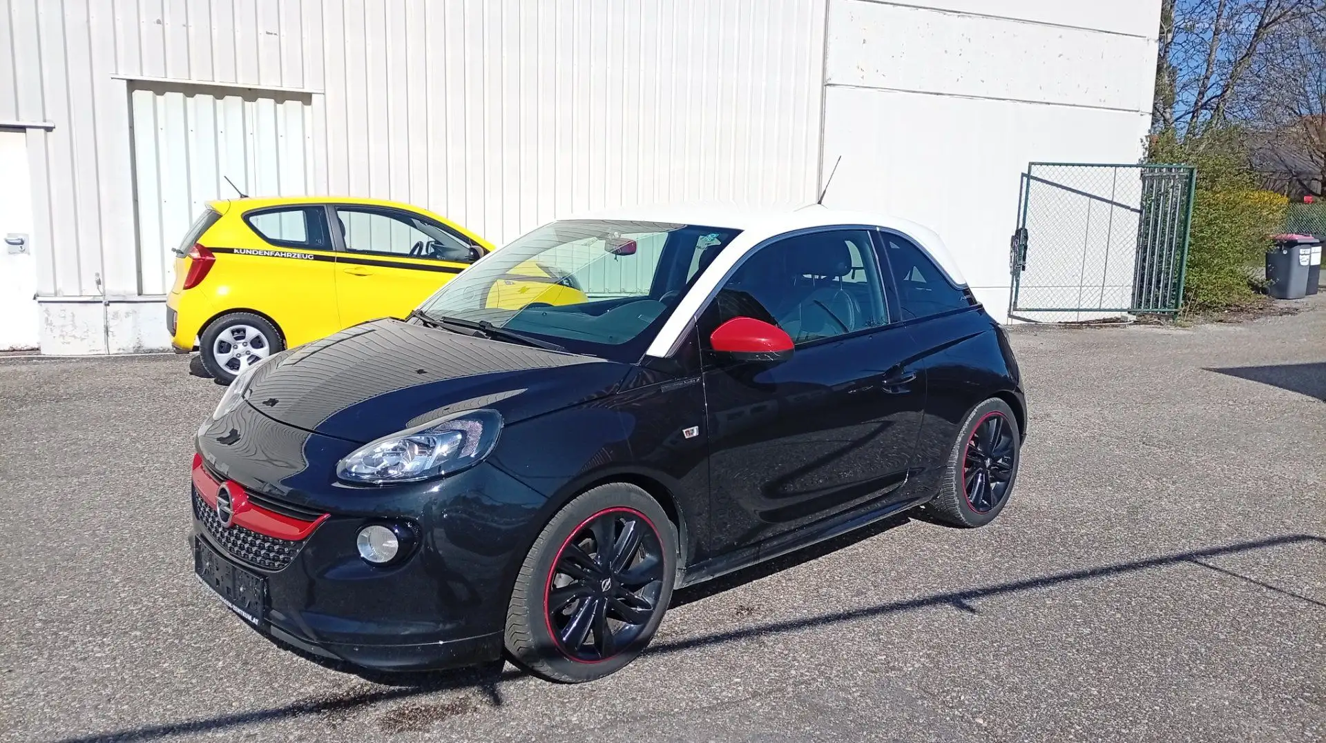 Opel Adam 1.4 ecoFlex Start/Stop Slam Schwarz - 1