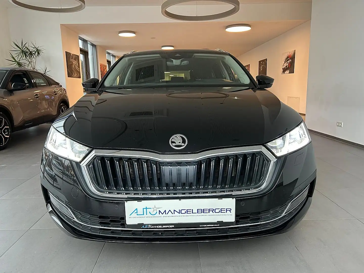Skoda Octavia 1,4 TSI iV Hybrid PHEV Style DSG Schwarz - 2
