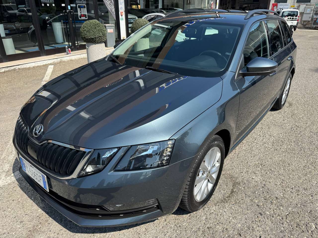 Skoda Octavia Wagon 2.0 tdi Executive 4x4 150cv AUTOMATICA,CLIMA,NAVY,DRL LED,C.LEGA,