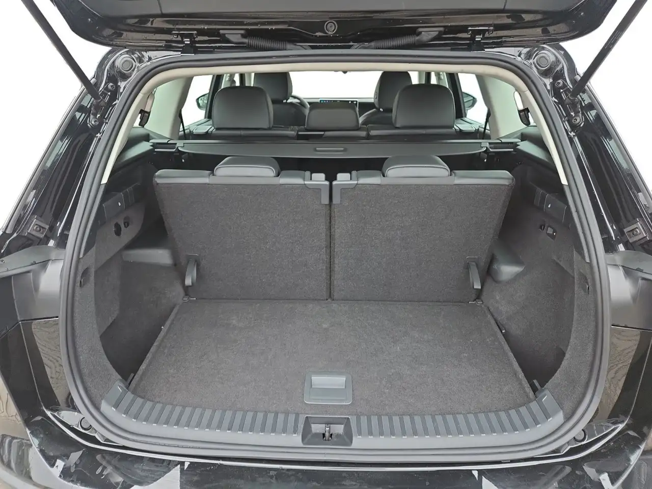 Volkswagen Tayron Life 1.5 eTSI DSG, MATRIX/360°VIEW/7-SITZ 14