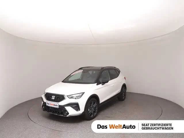 Seat Arona main image