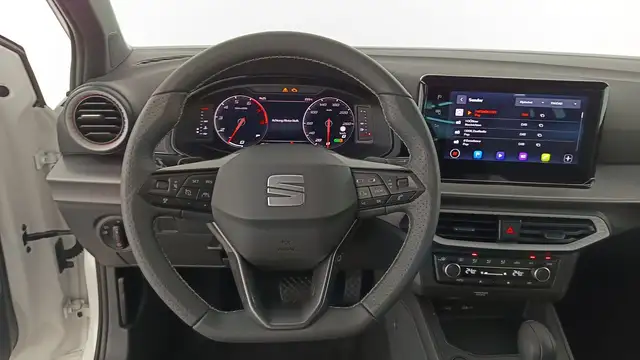 Seat Arona view 14