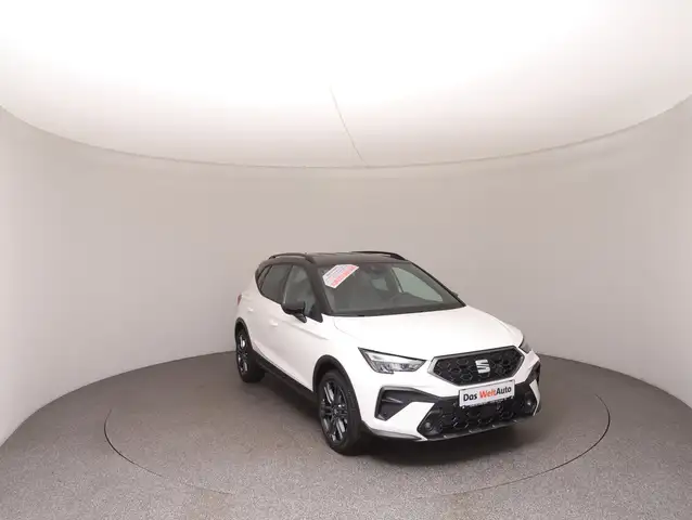 Seat Arona view 2