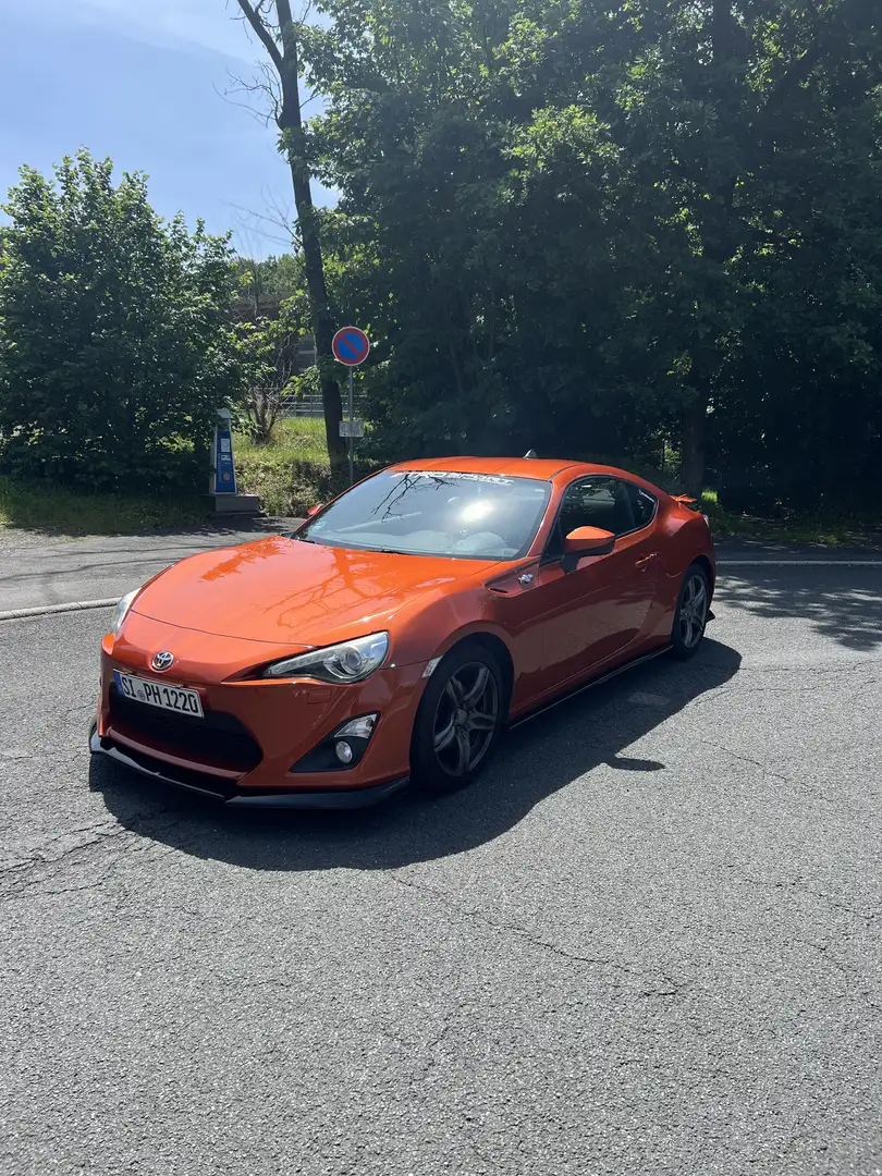 Toyota GT86 Automatik Pomarańczowy - 1