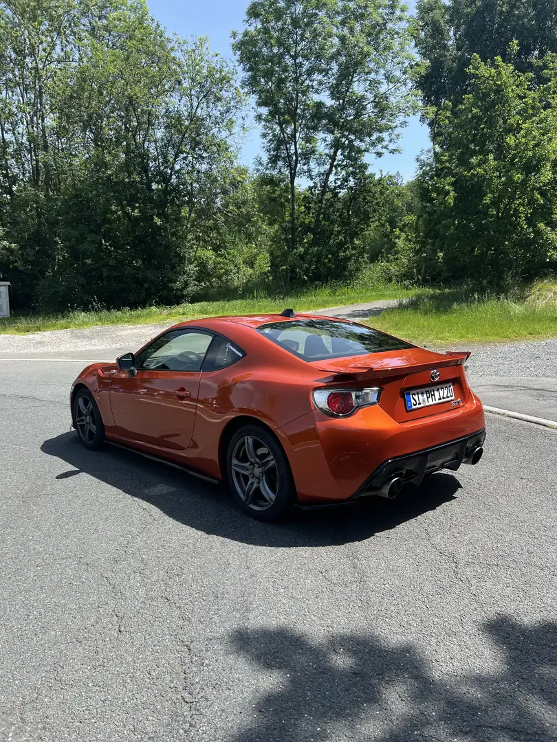 Toyota GT86 Automatik Pomarańczowy - 2