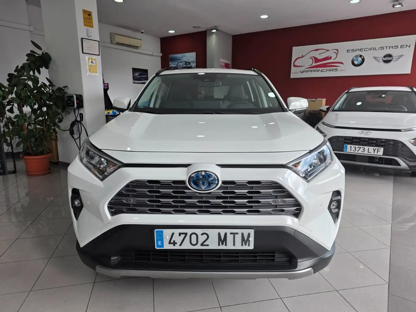 Toyota RAV 4 220H e-CVT 4x2 Advance Blanc - 2