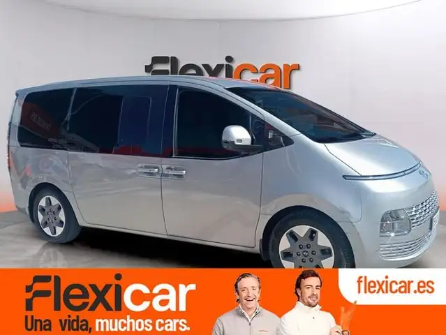Hyundai STARIA 2.2CRDi 9S Tecno 177 Aut.