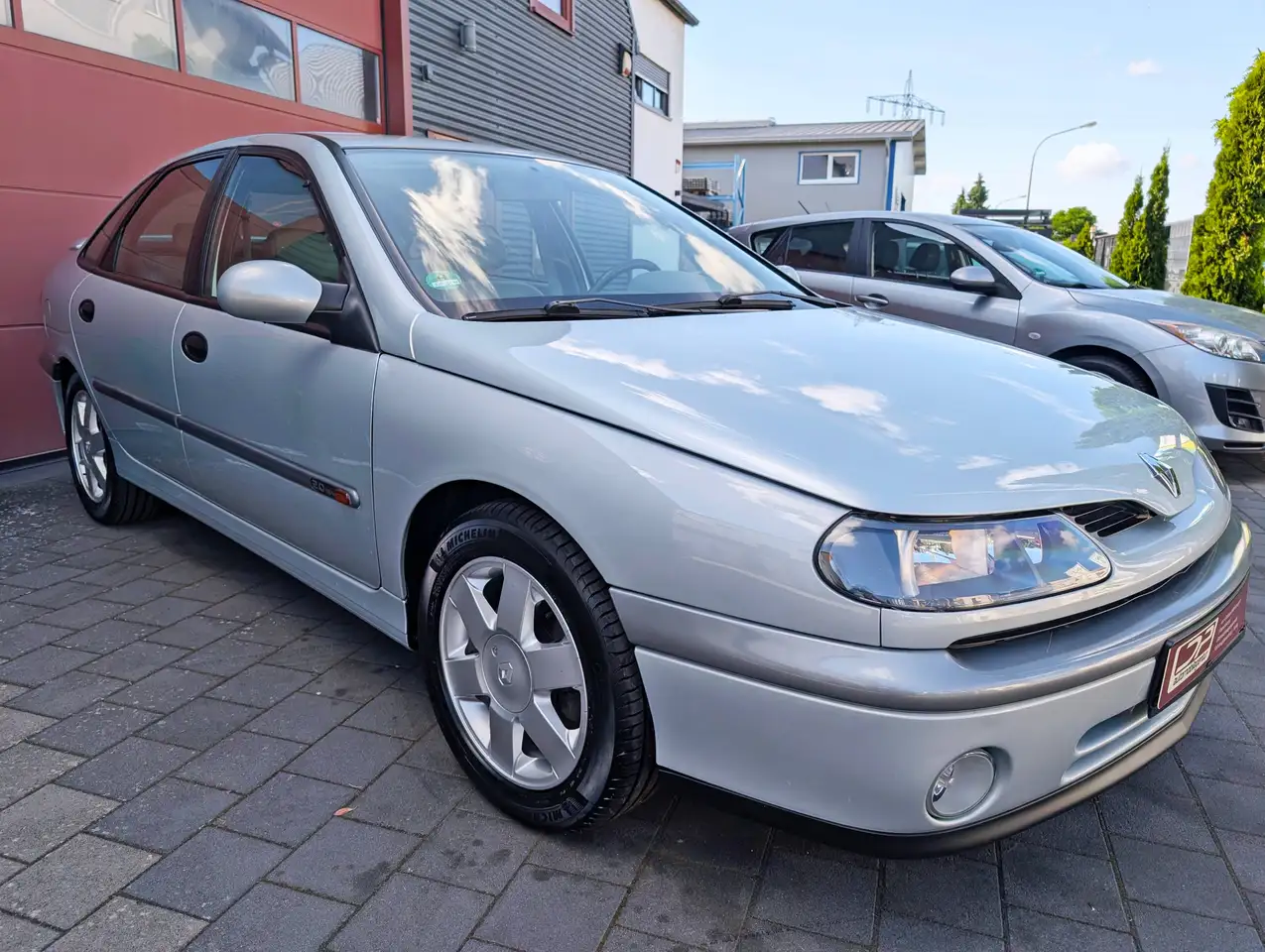 Renault Laguna 2.0 16V "Elysee" *1.HAND/TEILLEDER/STANDHEIZUNG*, foto 2