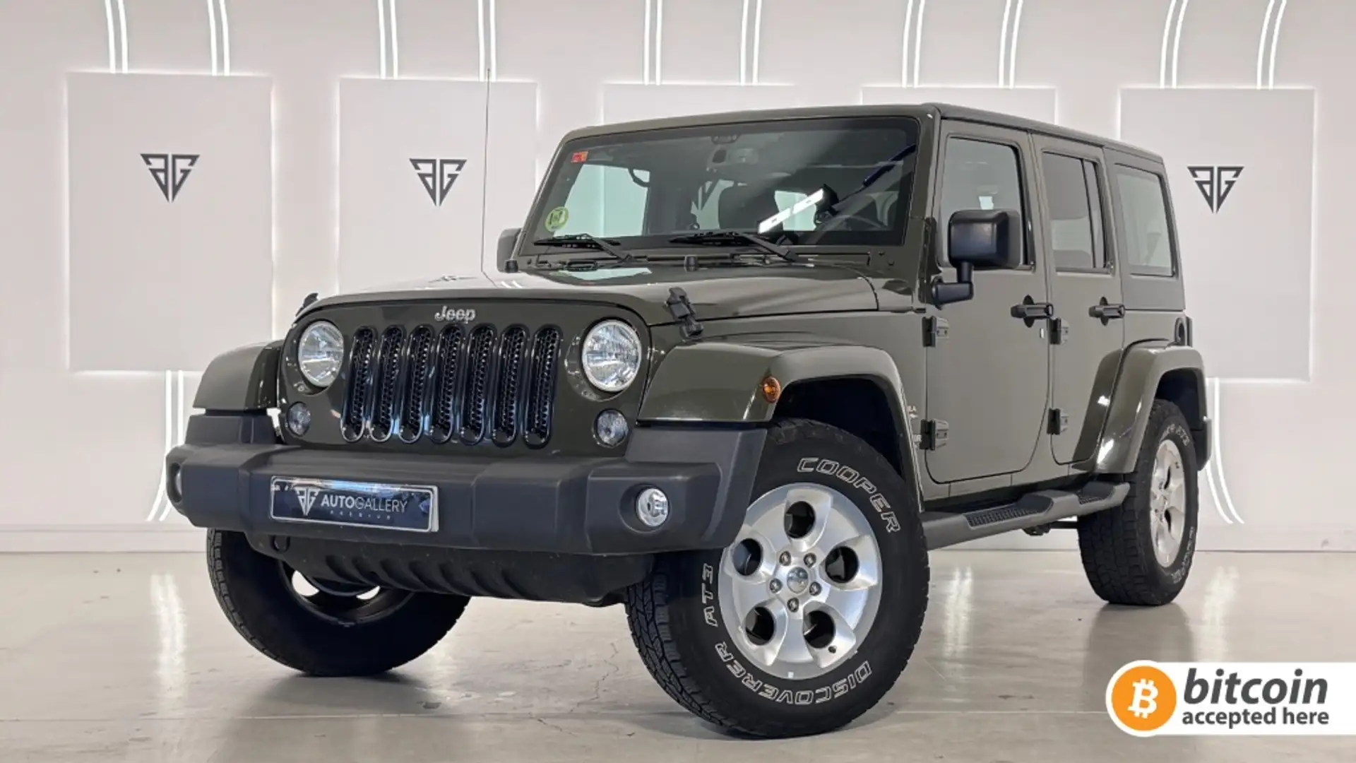 Jeep Wrangler Unlimited 2.8CRD Sahara Aut. Verde - 1