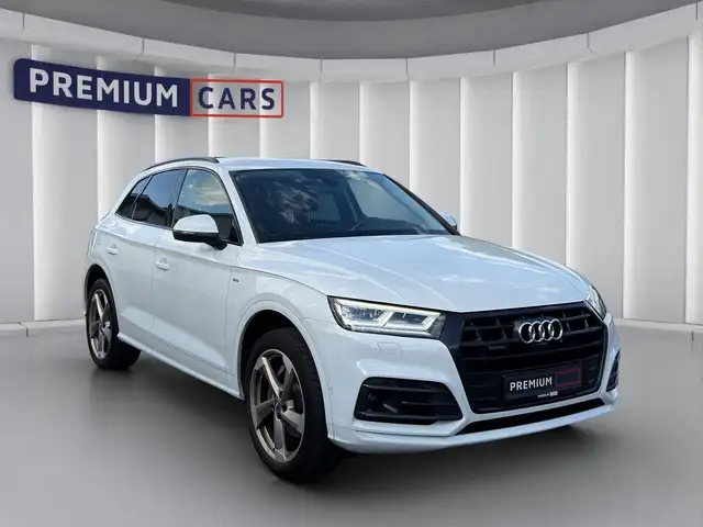 Audi Q5 view 7