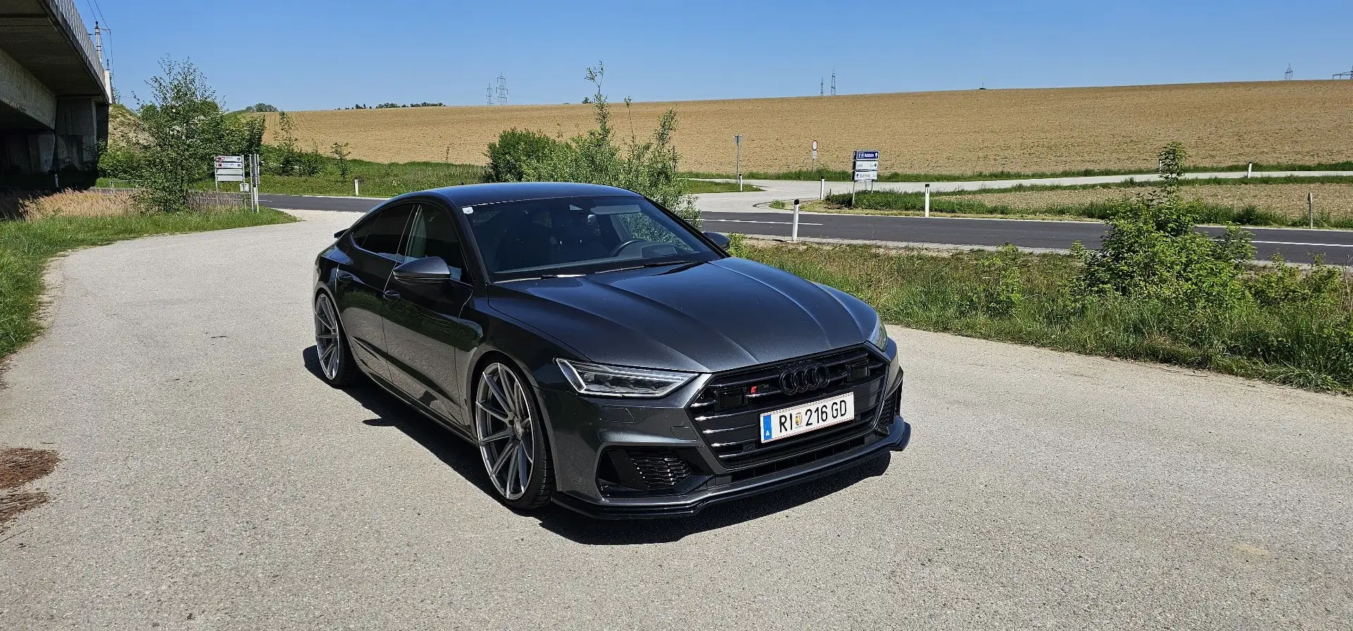 Audi A7 55TFSI*Luft*HUD*B&O*22"RS*Maxton*
S7... Sportwagen Grau - 1