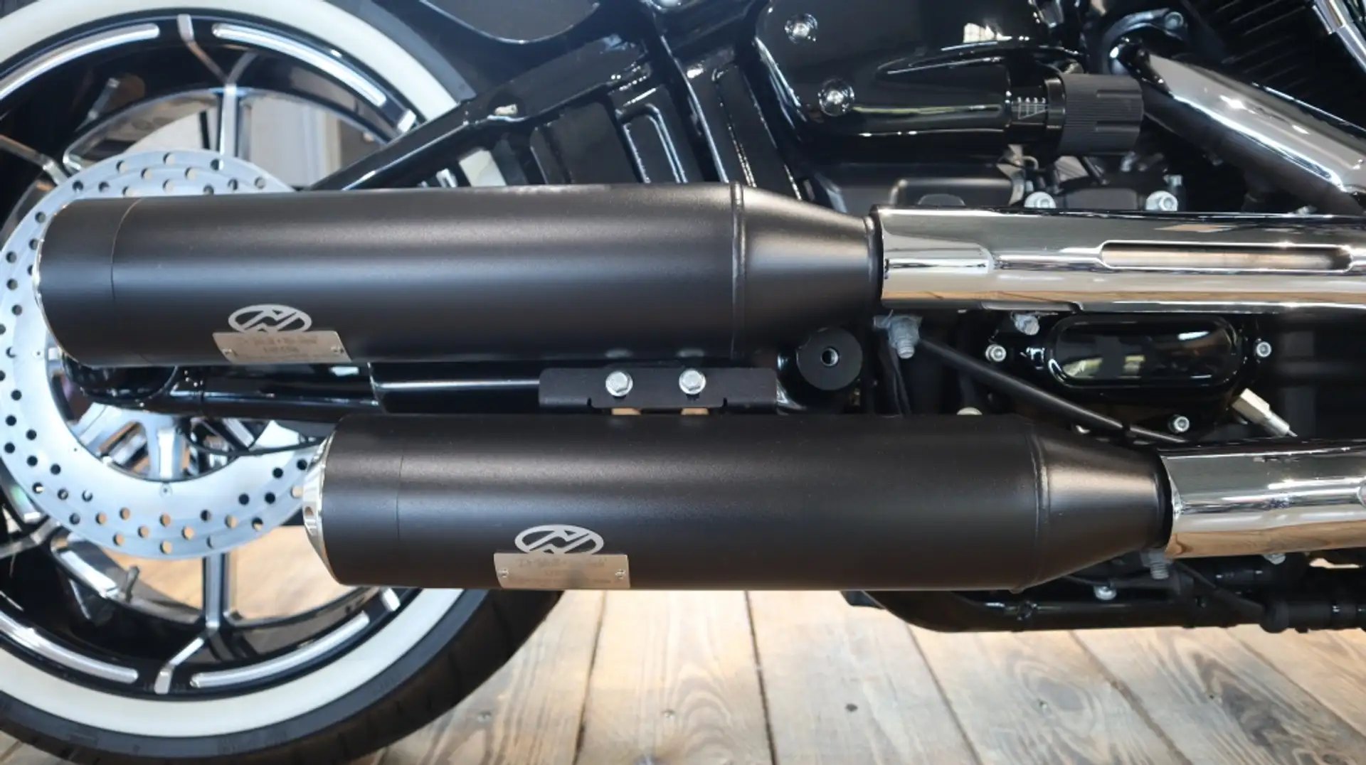 Harley-Davidson Softail Chopper Standart Černá - 2