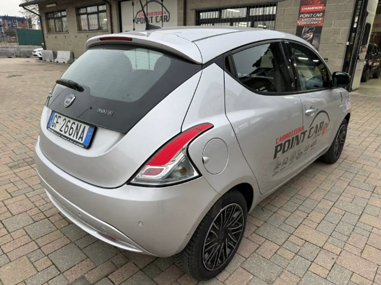 Lancia Ypsilon 2021 — фото 7