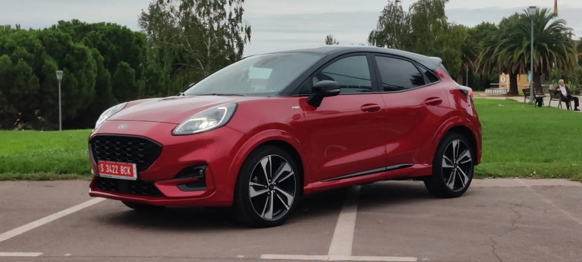 Ford Puma 1.0 EcoBoost MHEV ST-Line X 155 Rouge - 1