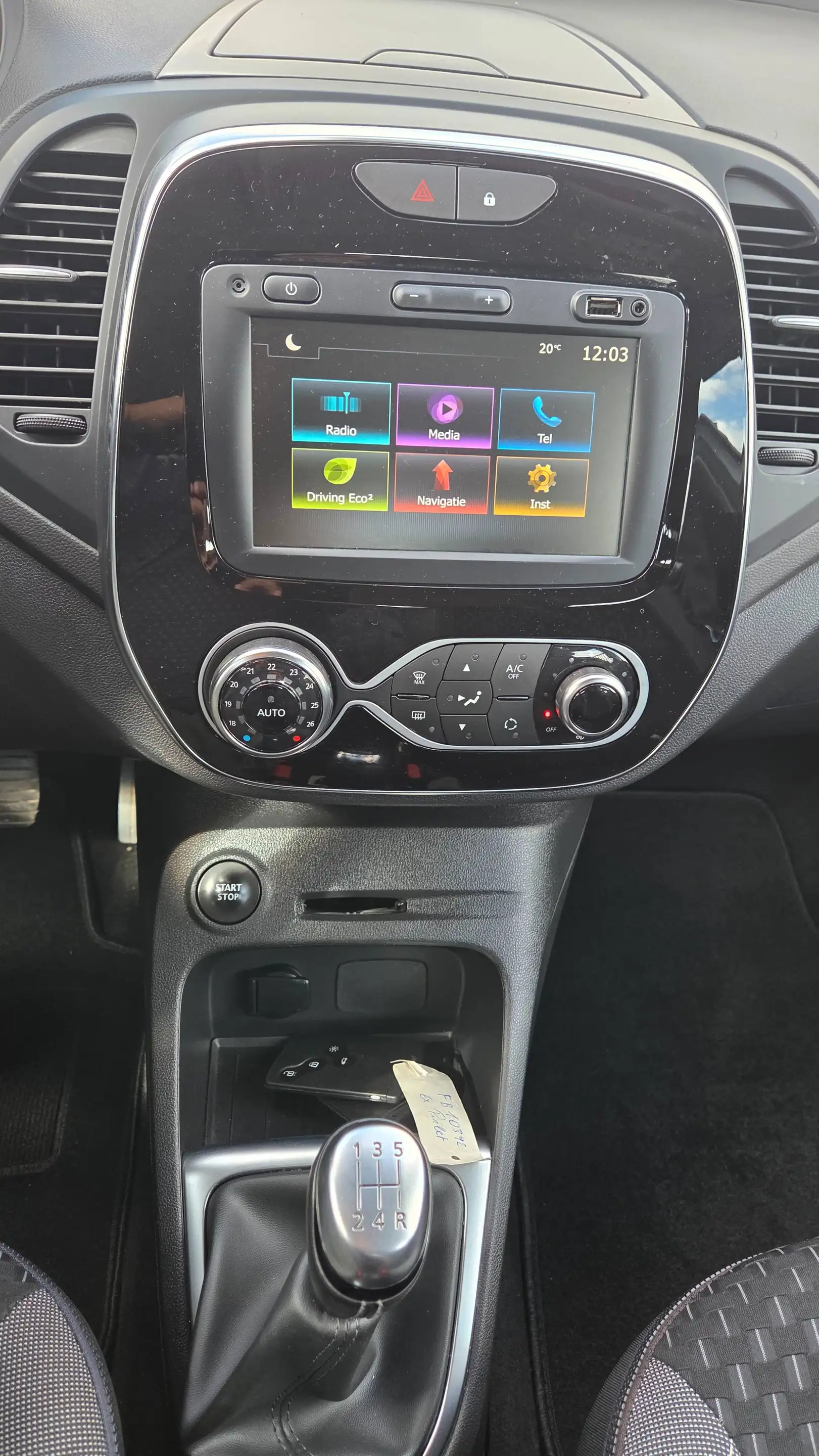 Renault Captur Captur 0.9 TCe Intens (EU6c) — photo 11