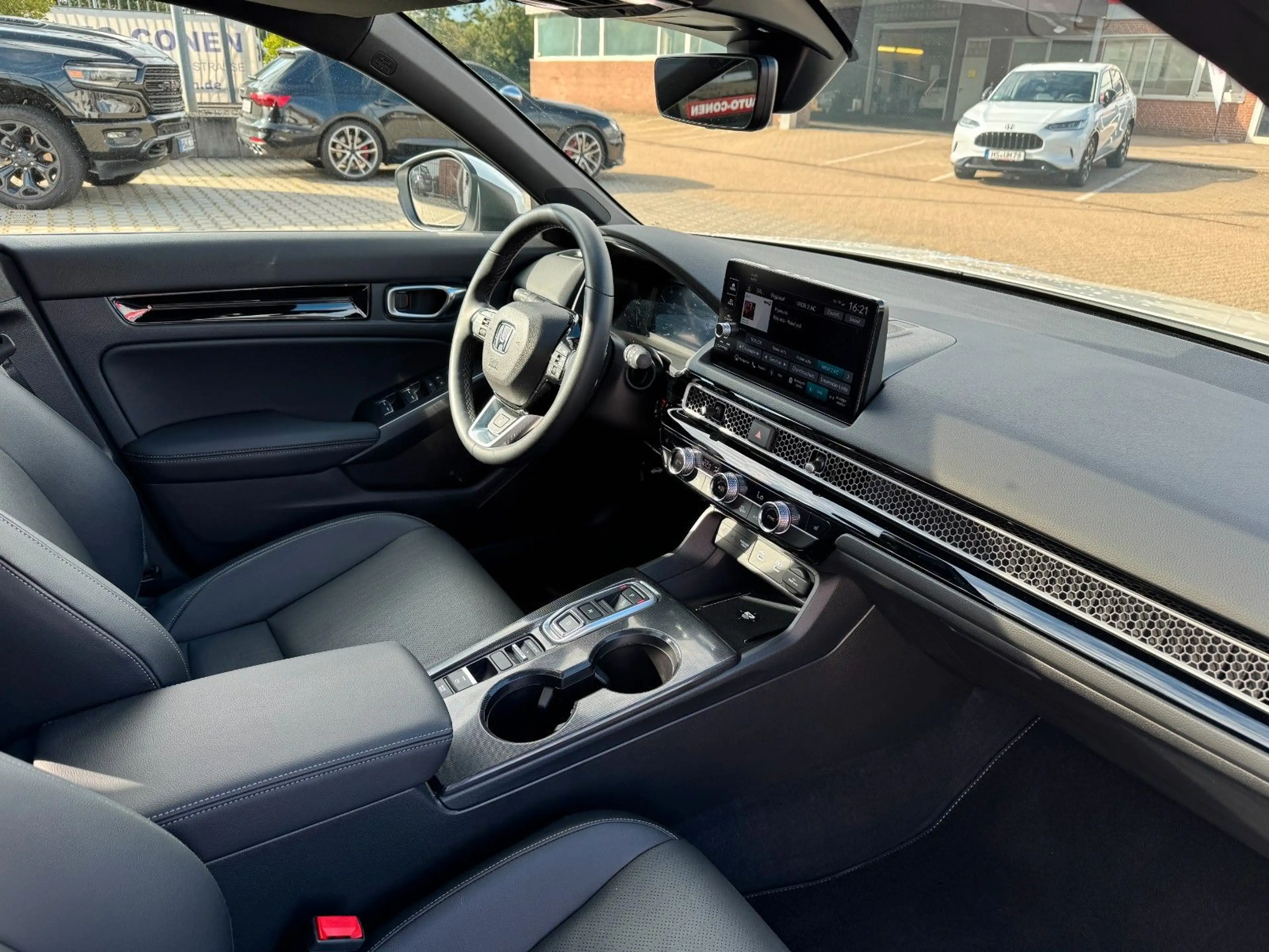Honda Civic e:HEV Advance Black-Emblem Einstiegsbel. — photo 13