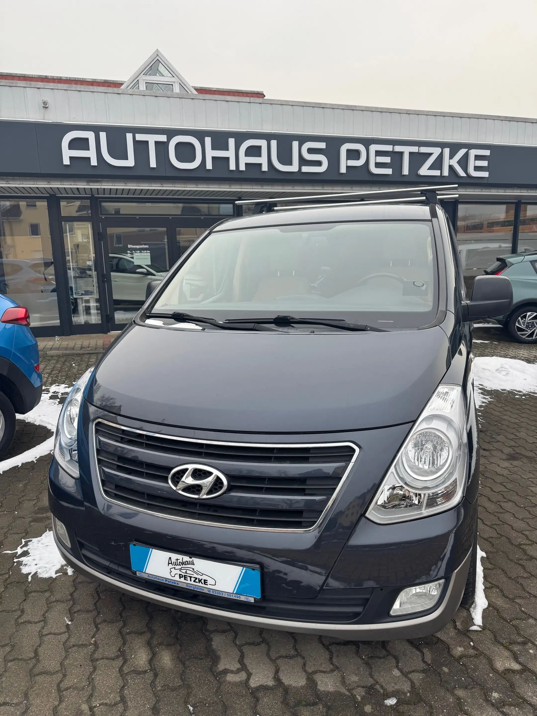 Hyundai H-1 H-1 Diesel 2.5 CRDi Travel Premium Allwetter AHK