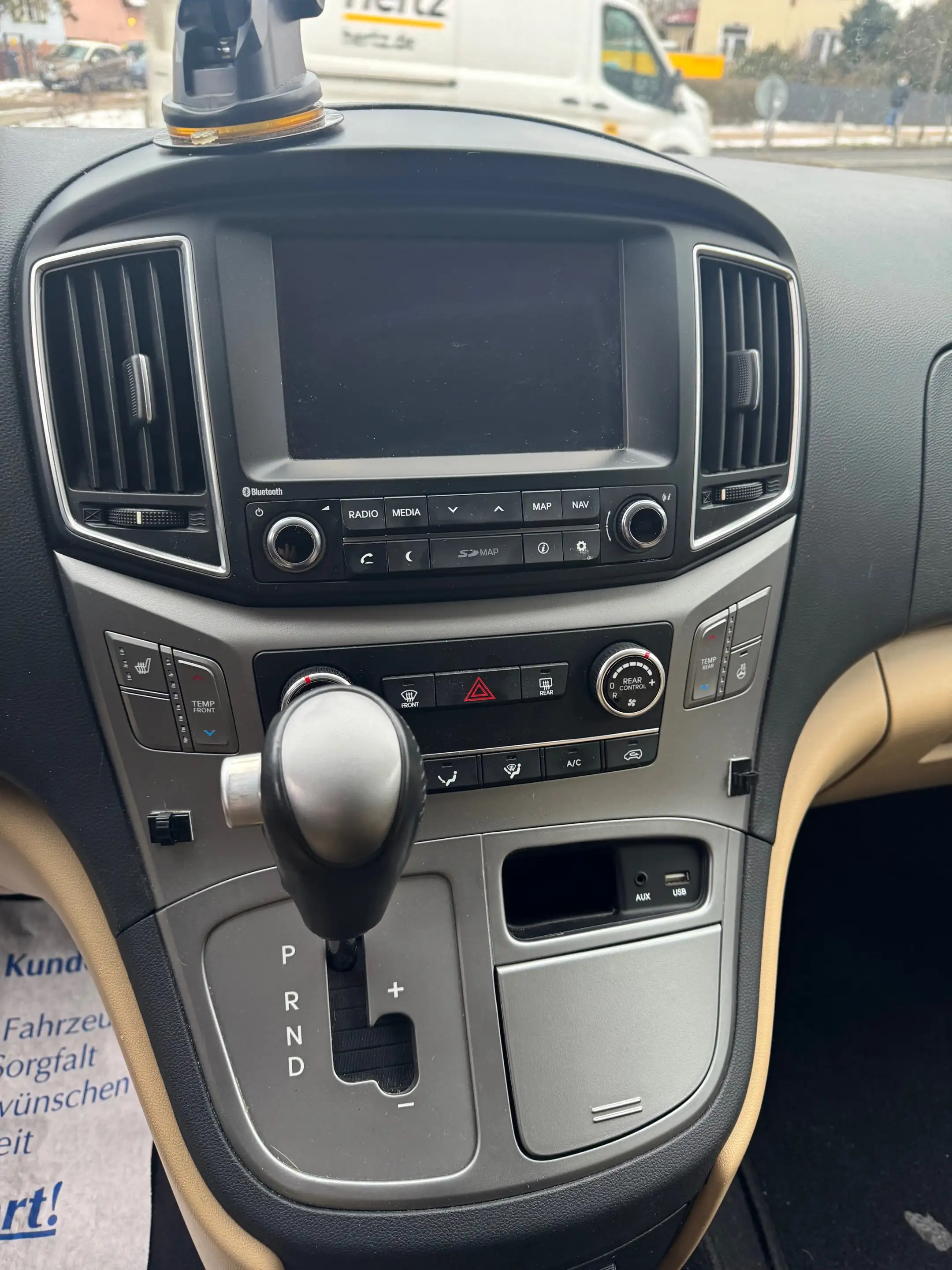 Hyundai H-1 H-1 Diesel 2.5 CRDi Travel Premium Allwetter AHK — photo 8